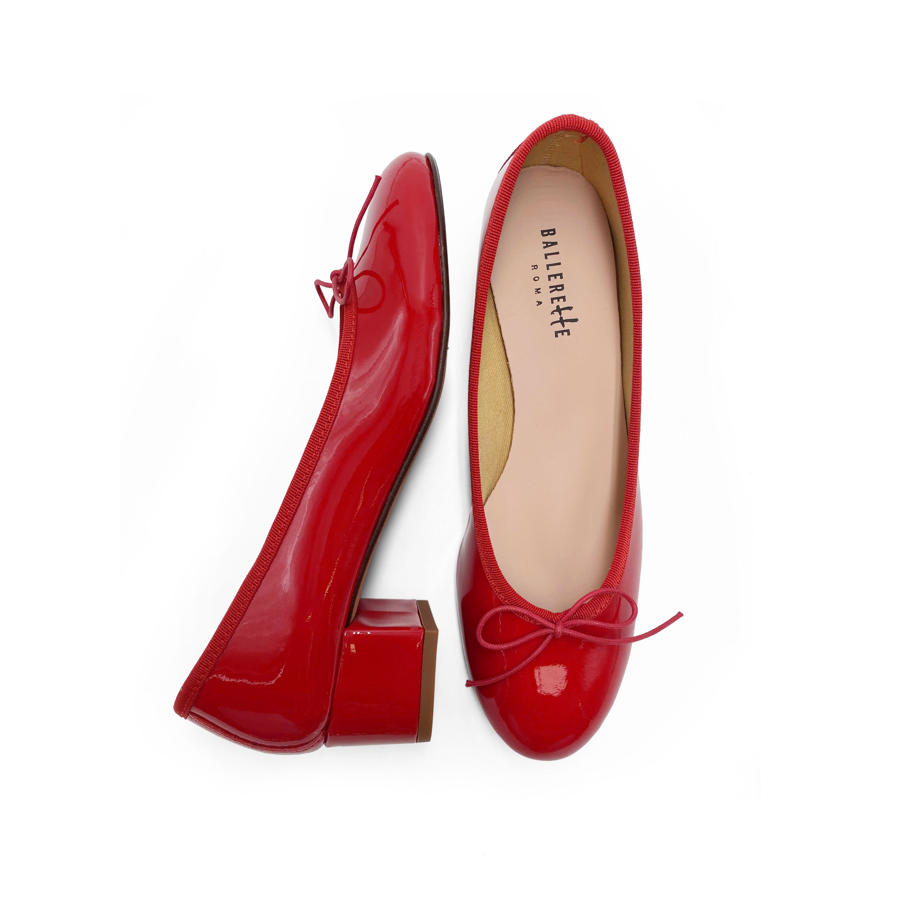 Ballerine rosse con tacco alto in vernice