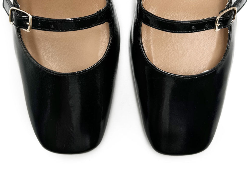 Mary Janes noires en cuir brillant avec deux brides et talon haut