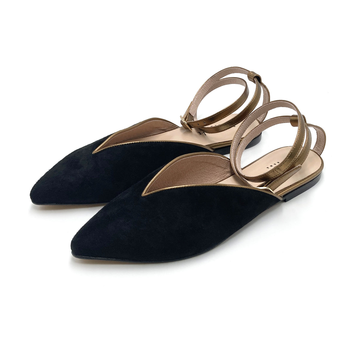 Scarpe mule estive in camoscio nero con laccio bronzo alla caviglia