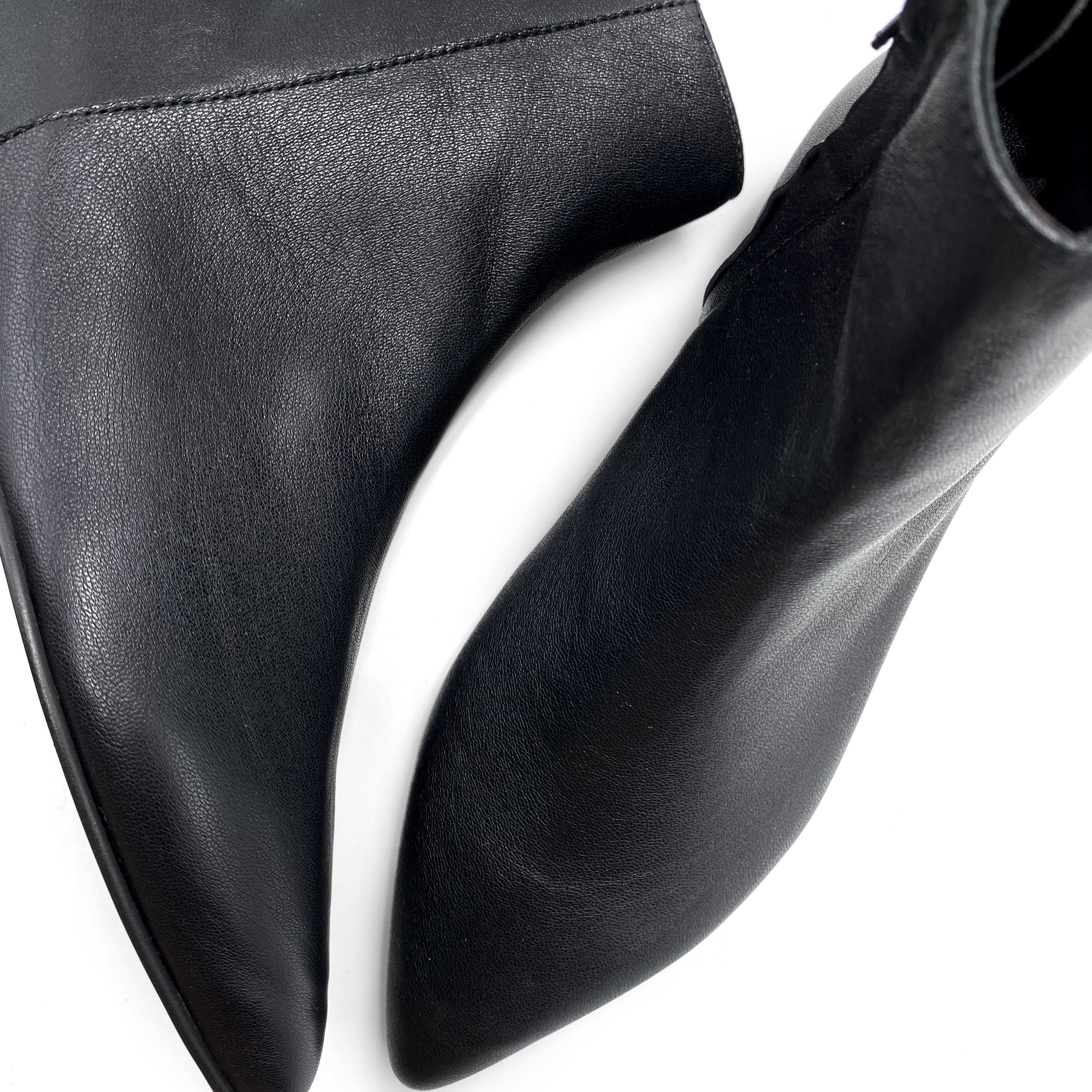 Schwarze spitze Stiefeletten, Innenabsatz