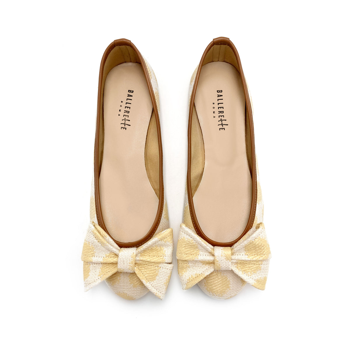 Ballerine estive in rafia a pois con fiocco