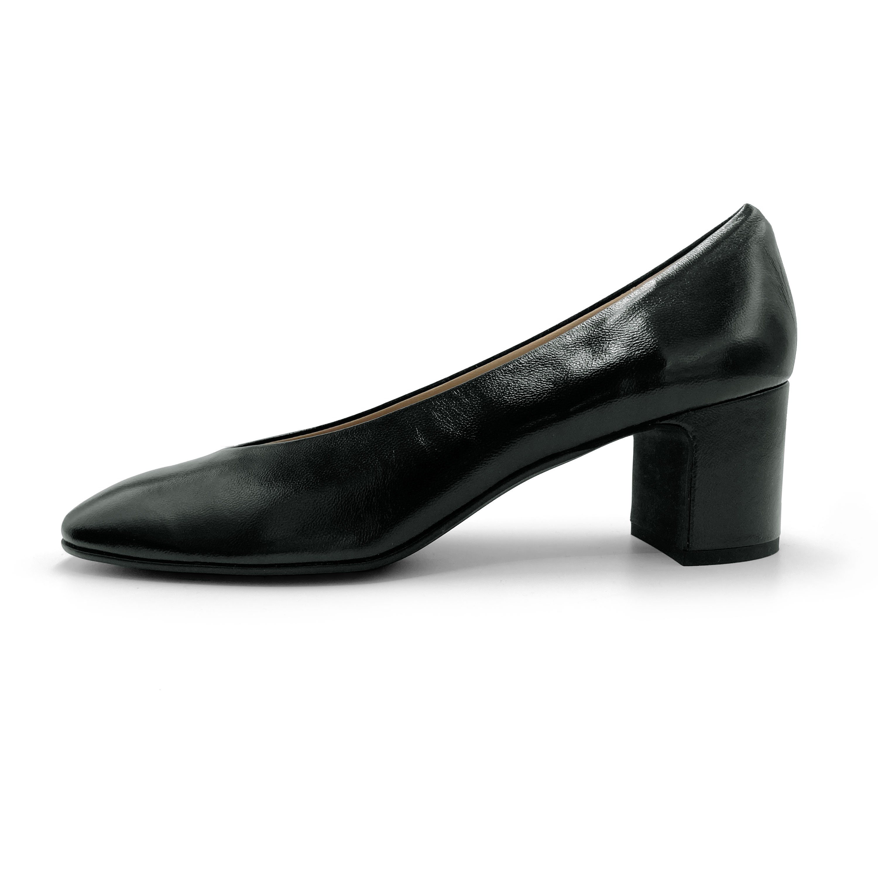 Scarpe ballerine nere in vernice con punta quadrata e tacco alto comodo