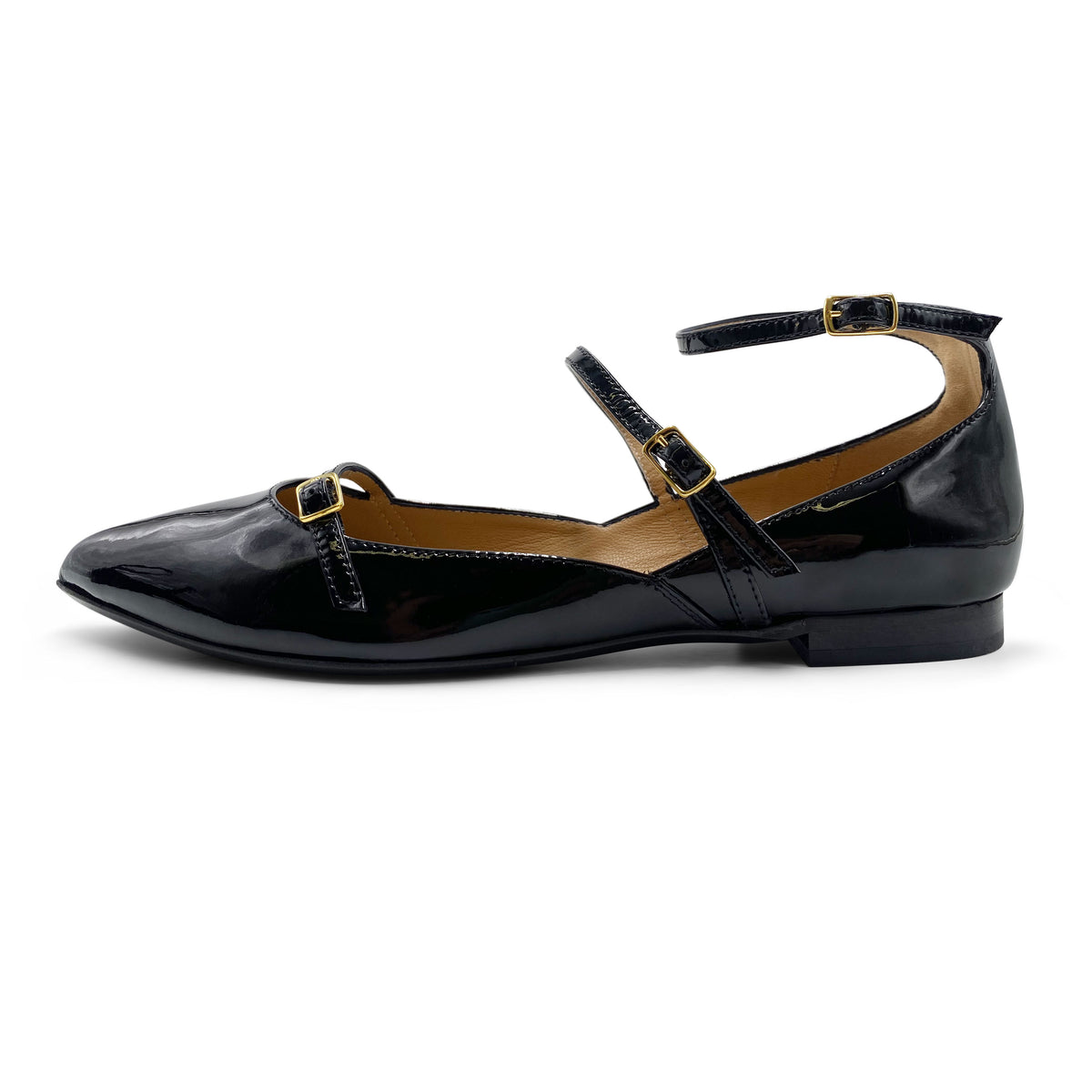 Schwarze Ballerinas aus Lackleder mit Riemen