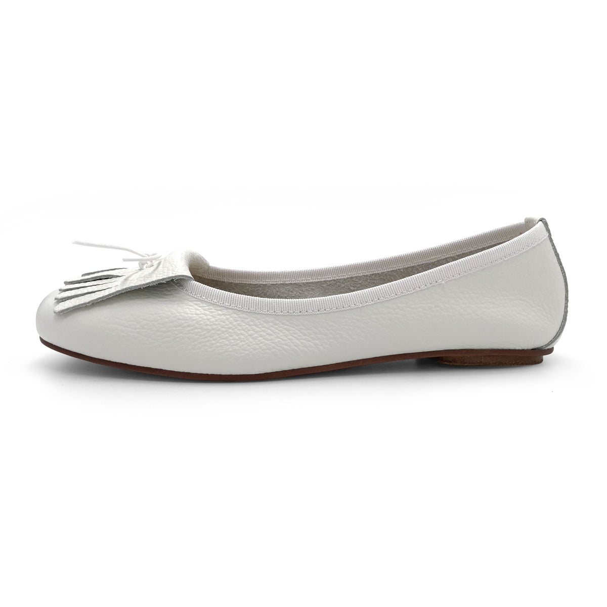 White leather moccasins with fringe tassel