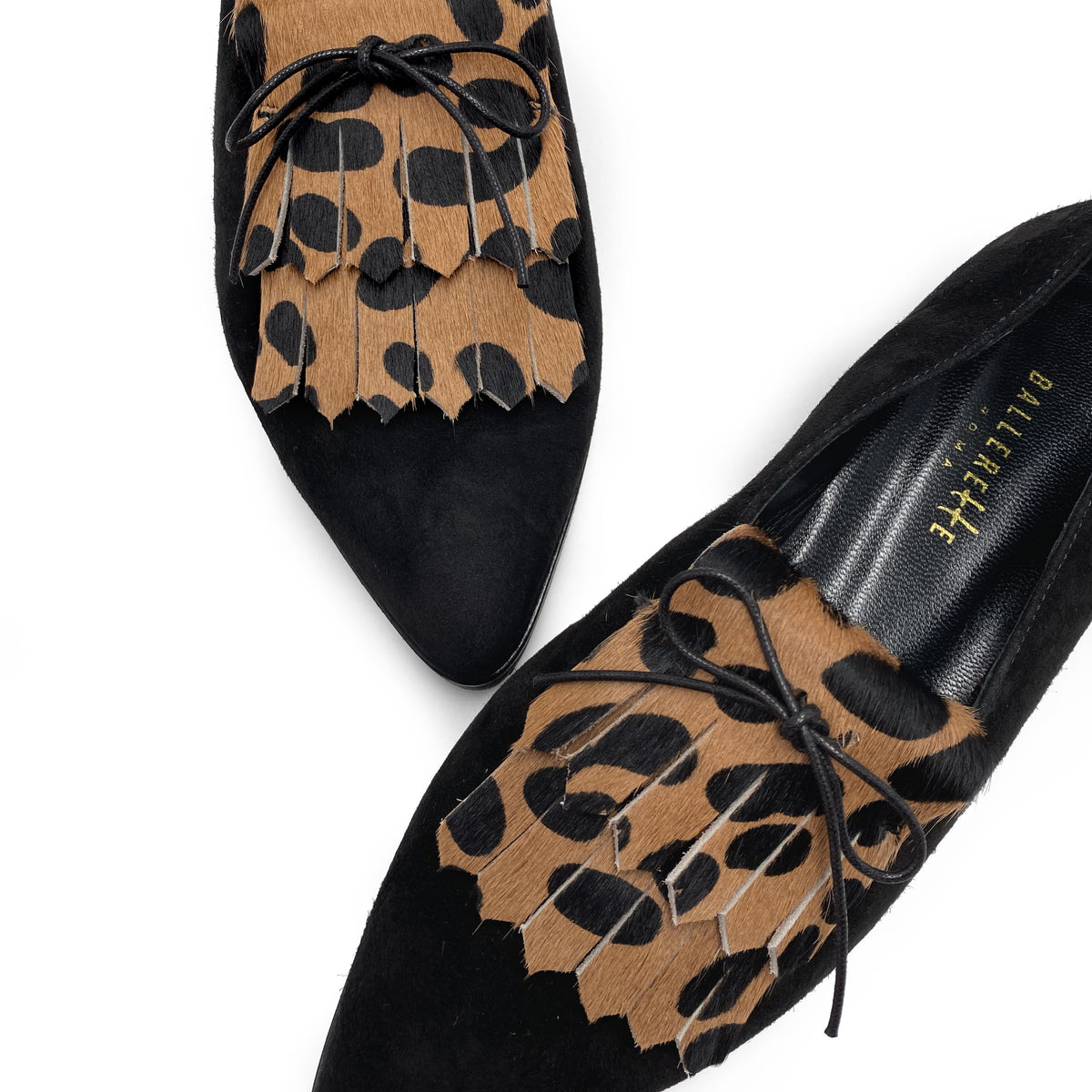 Brogues femme noire en daim avec franges tachetée animalier