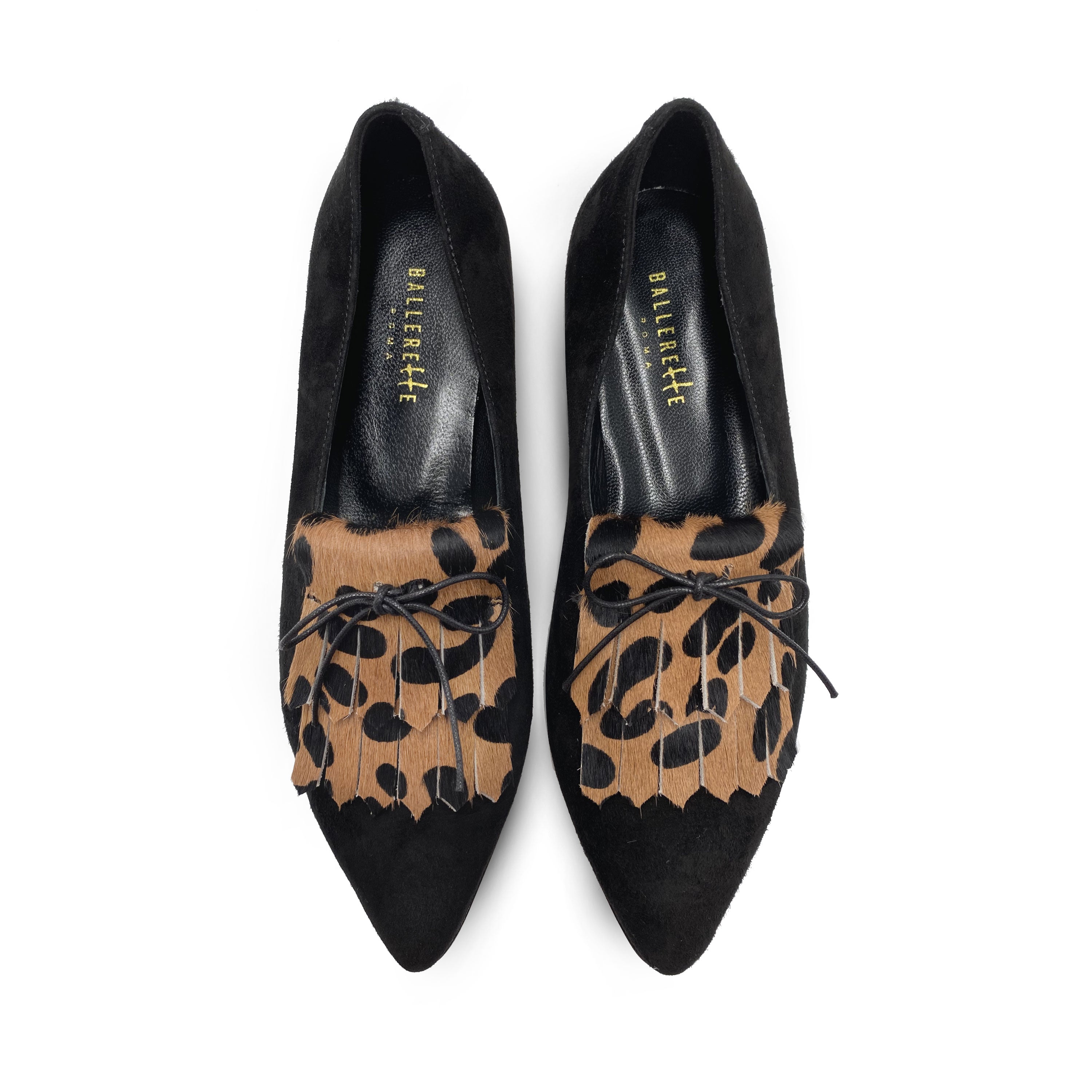 Brogues femme noire en daim avec franges tachetée animalier