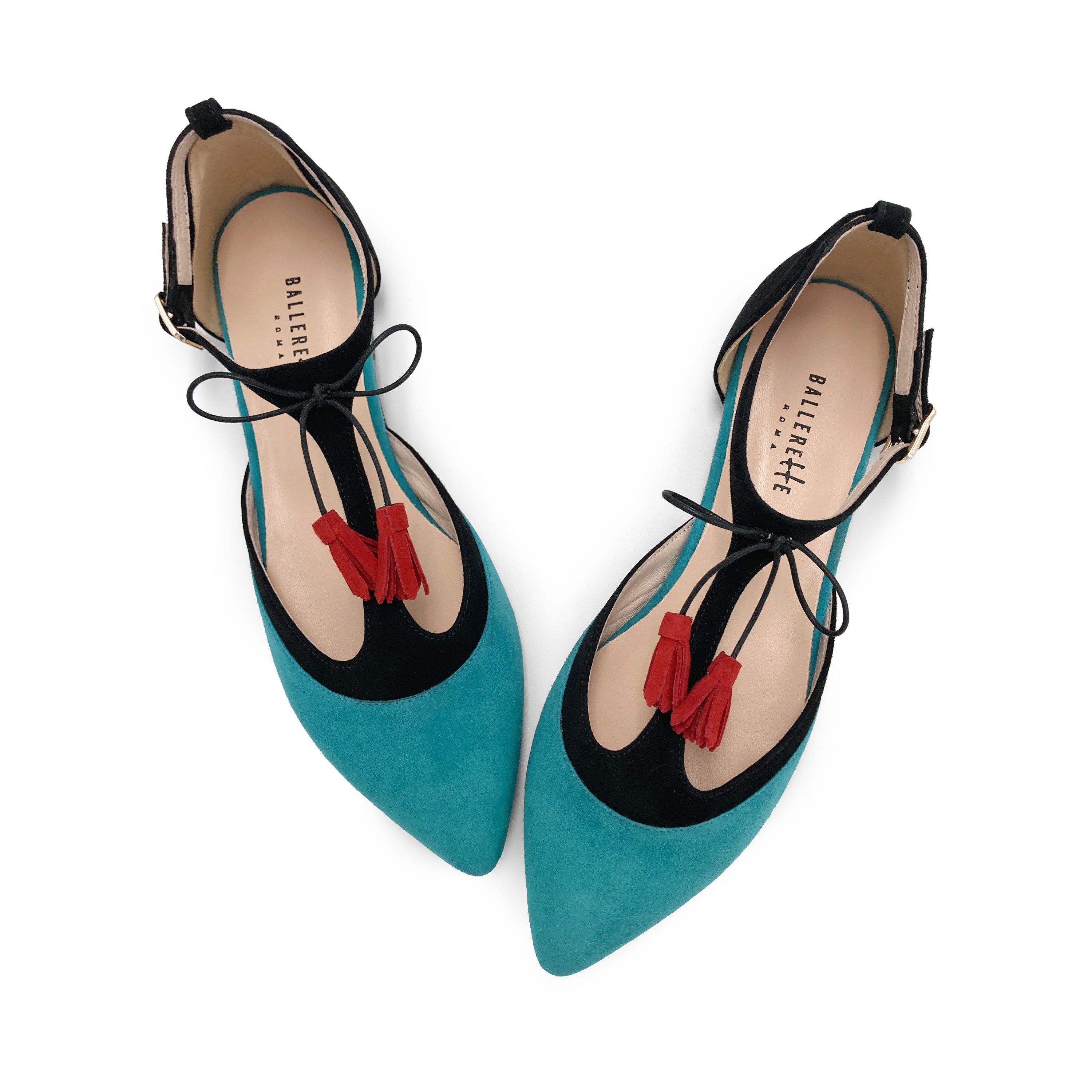 Ballerine T-bar in camoscio acqua e nera