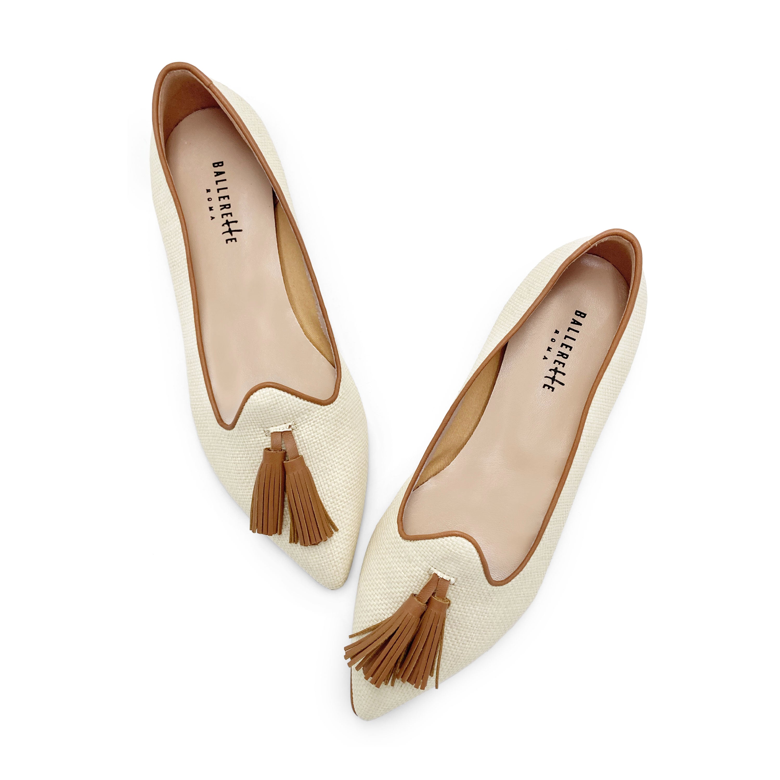 Mocassins femme estivaux en raphia beige avec pampilles en cuir