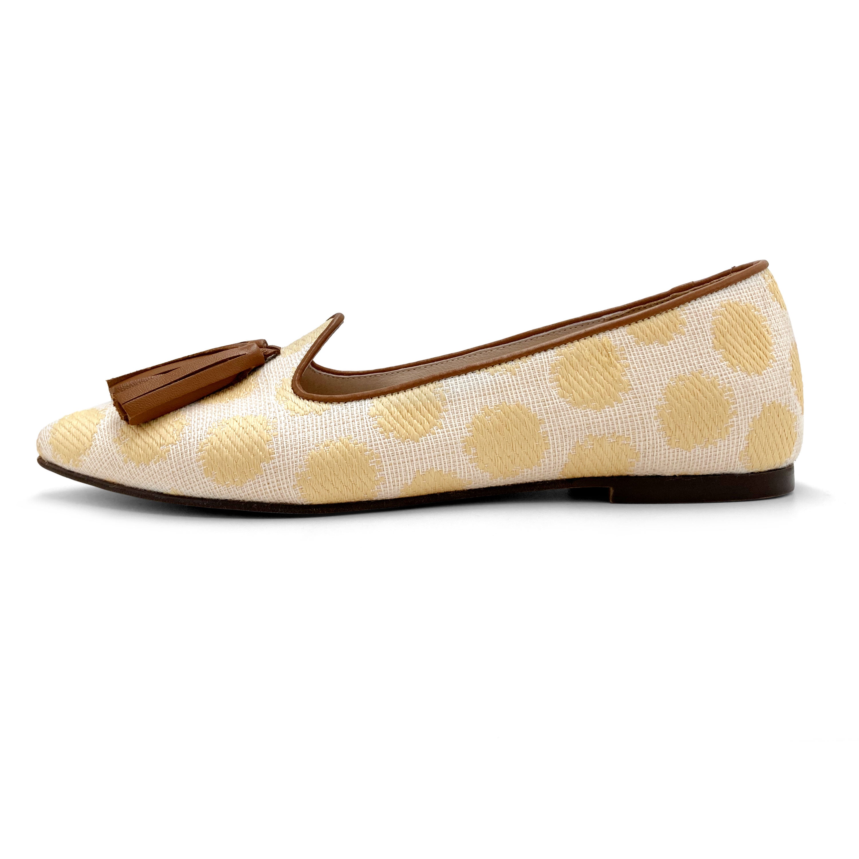 Mocassins femme d'été en raphia beige à pompons