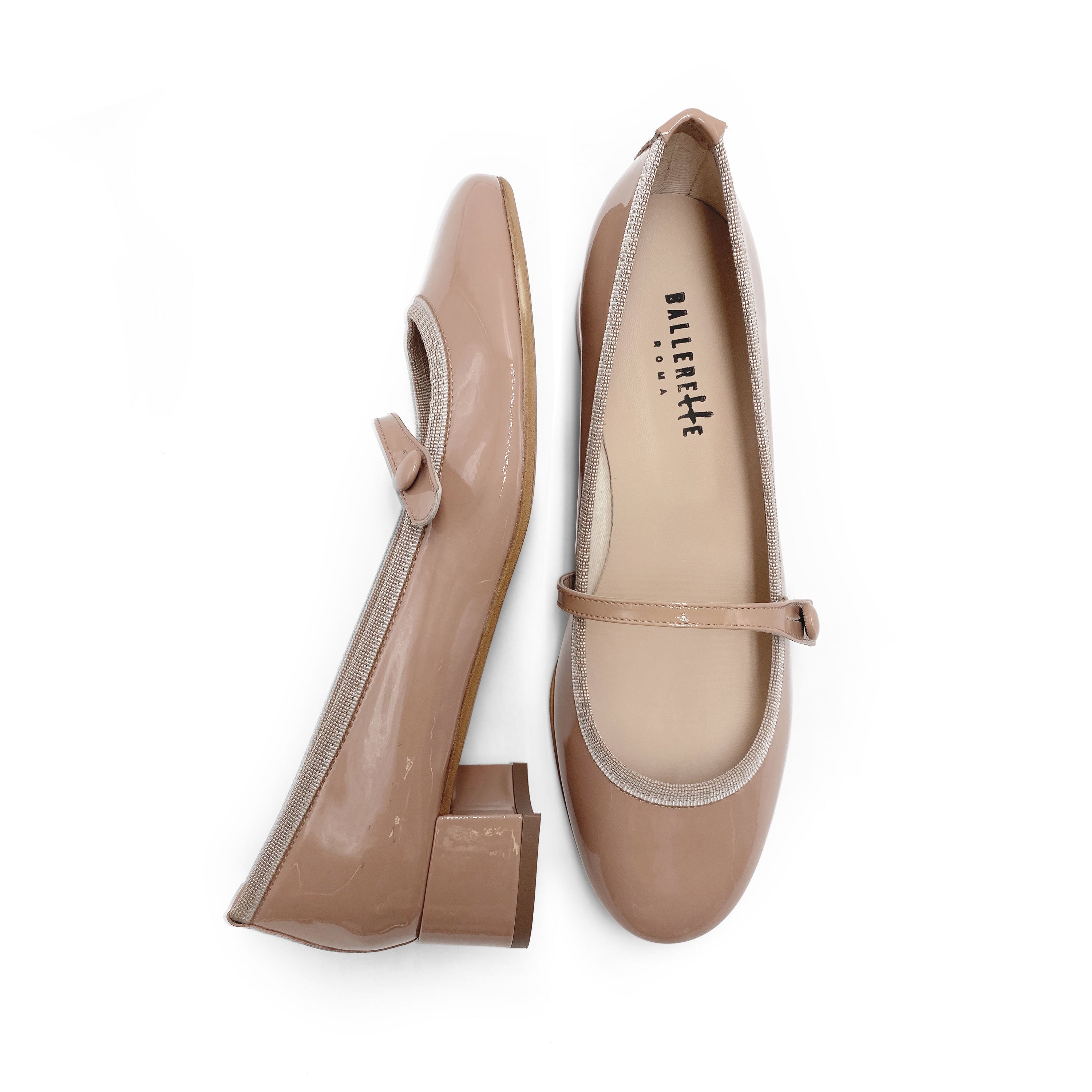 Ballerines rose poudré en vernis avec sangle et talon