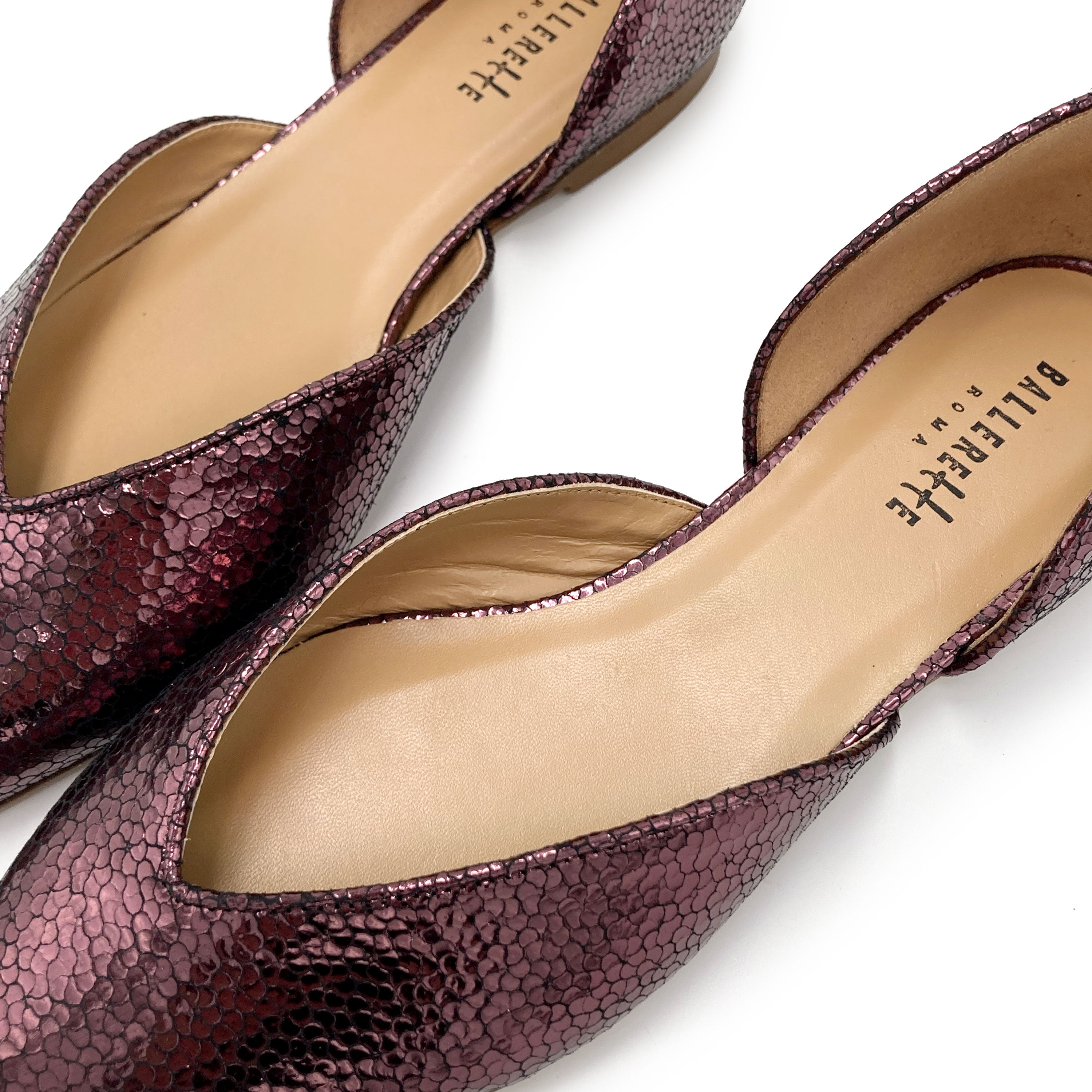 Open plum purple laminated ballet flats