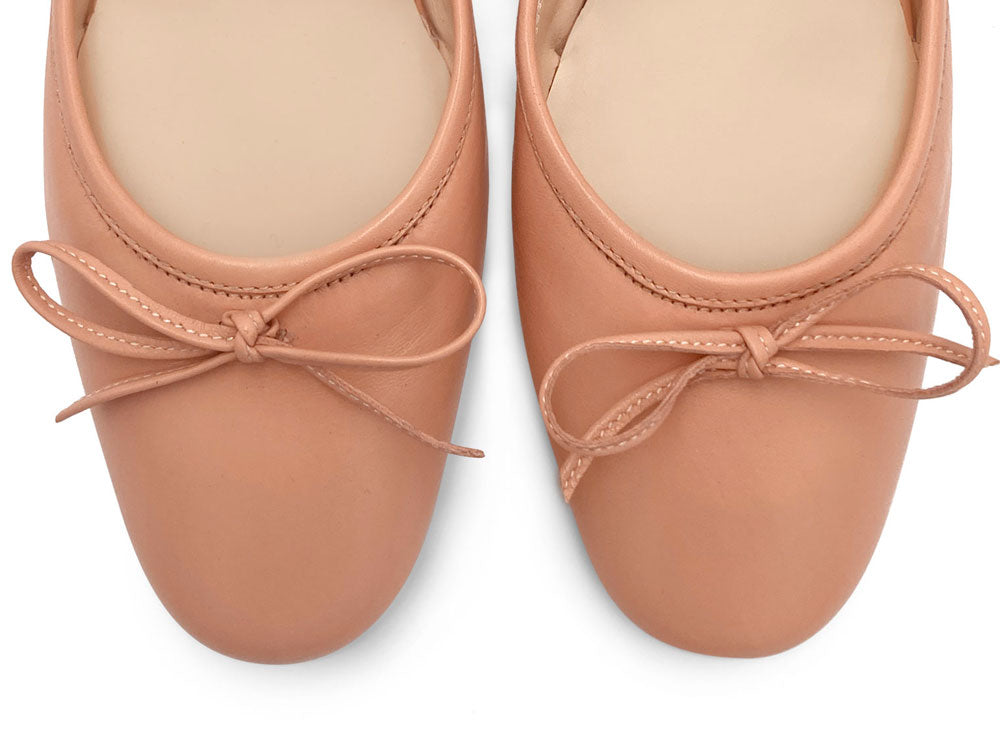 Rosa Sabot-Ballerinas aus Leder mit Sacchetto-Verarbeitung