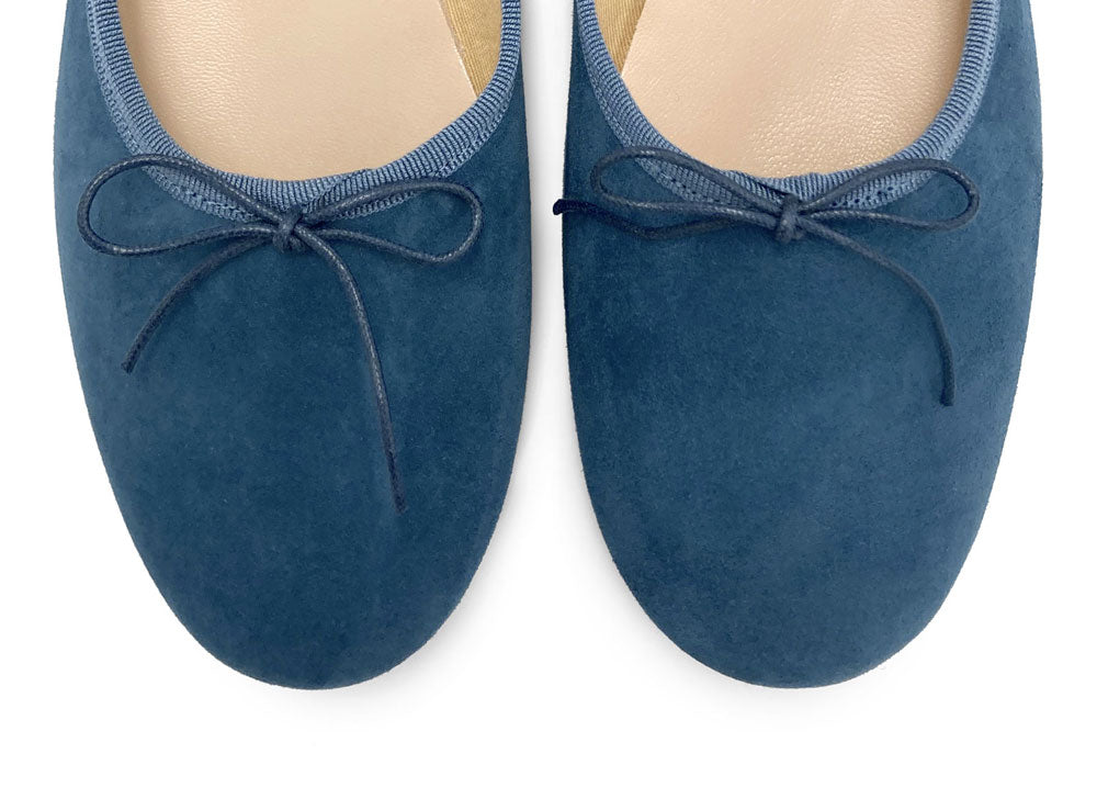 Ballerine "glove shoes" blu ceruleo accollate in camoscio