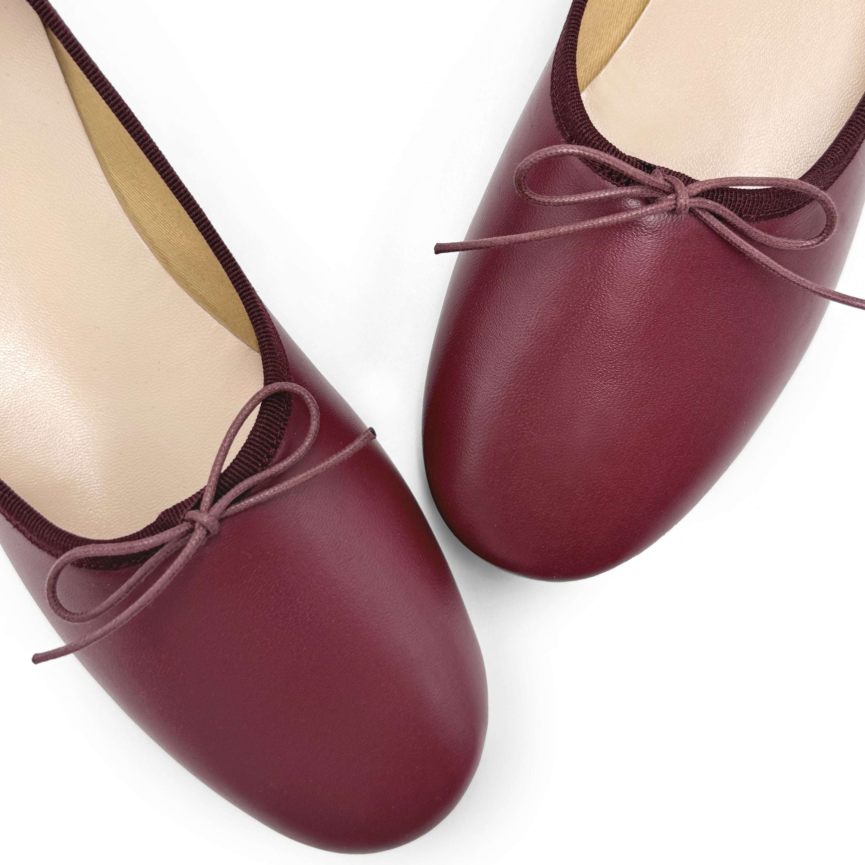Ballerine "glove shoes" bordeaux accollate in pelle