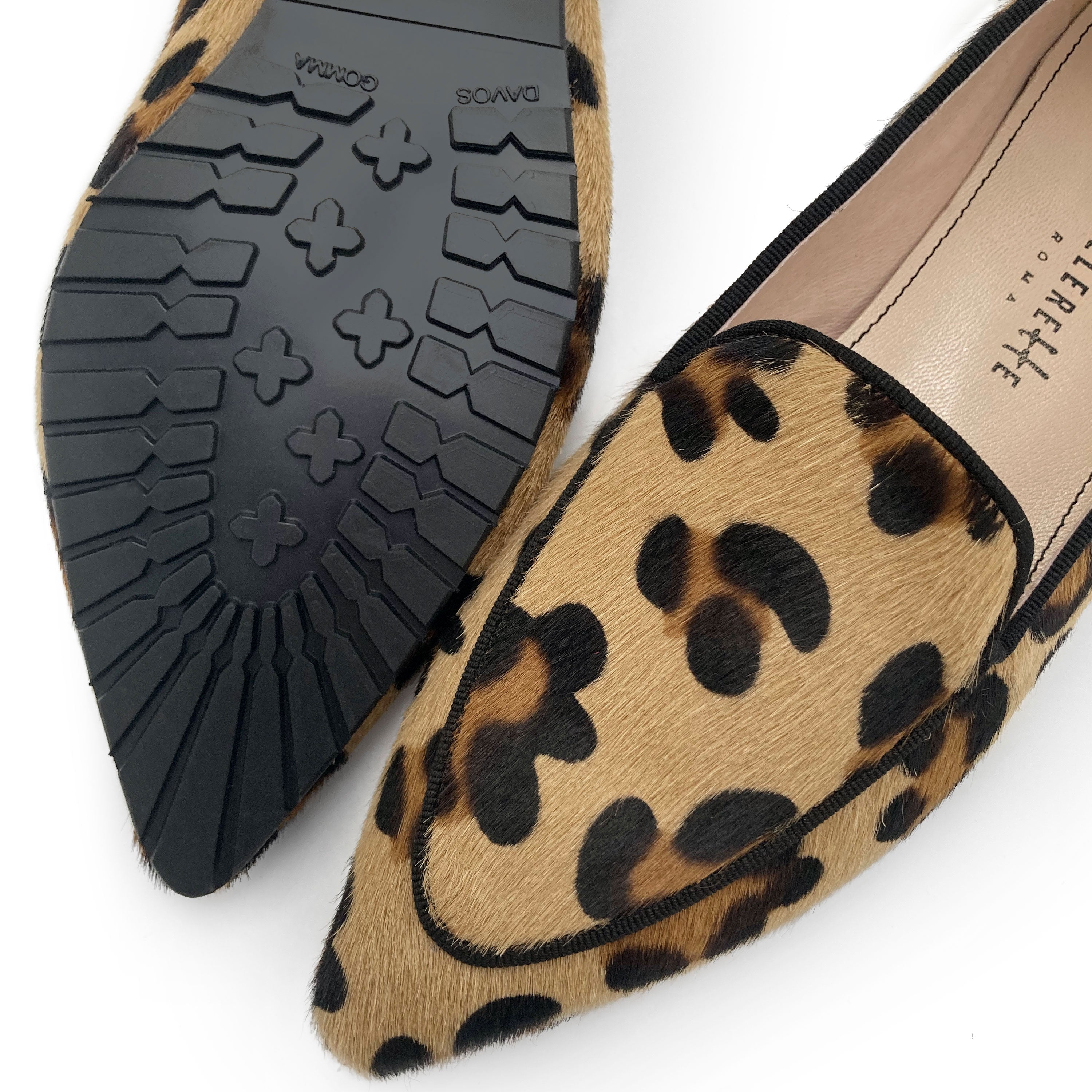 Spotted women's moccasins