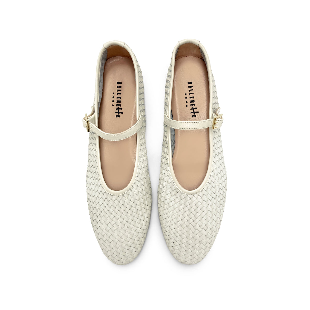 Ballerine bianche accollate in pelle intrecciata a mano e cinturino