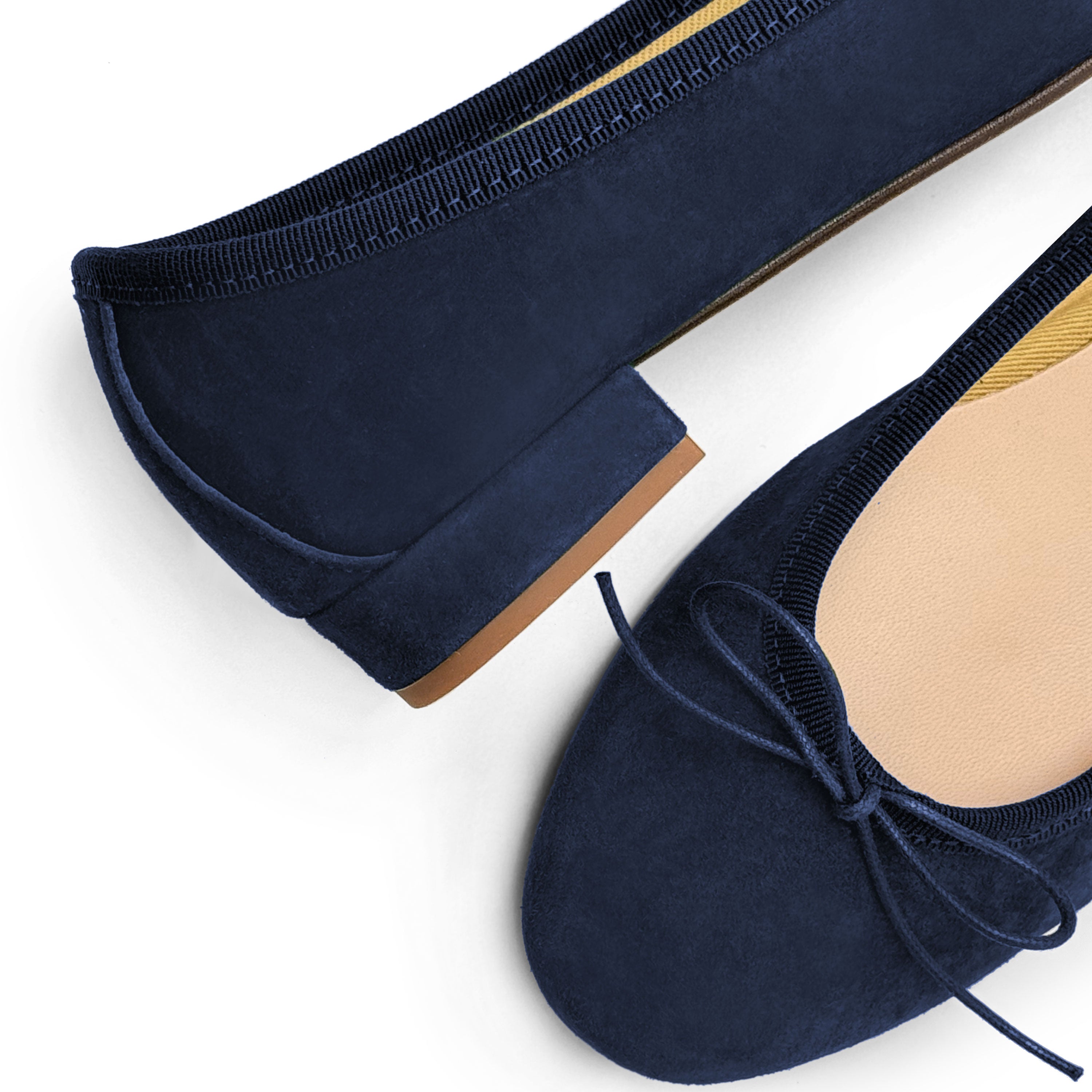 Ballerine blu con tacco in camoscio