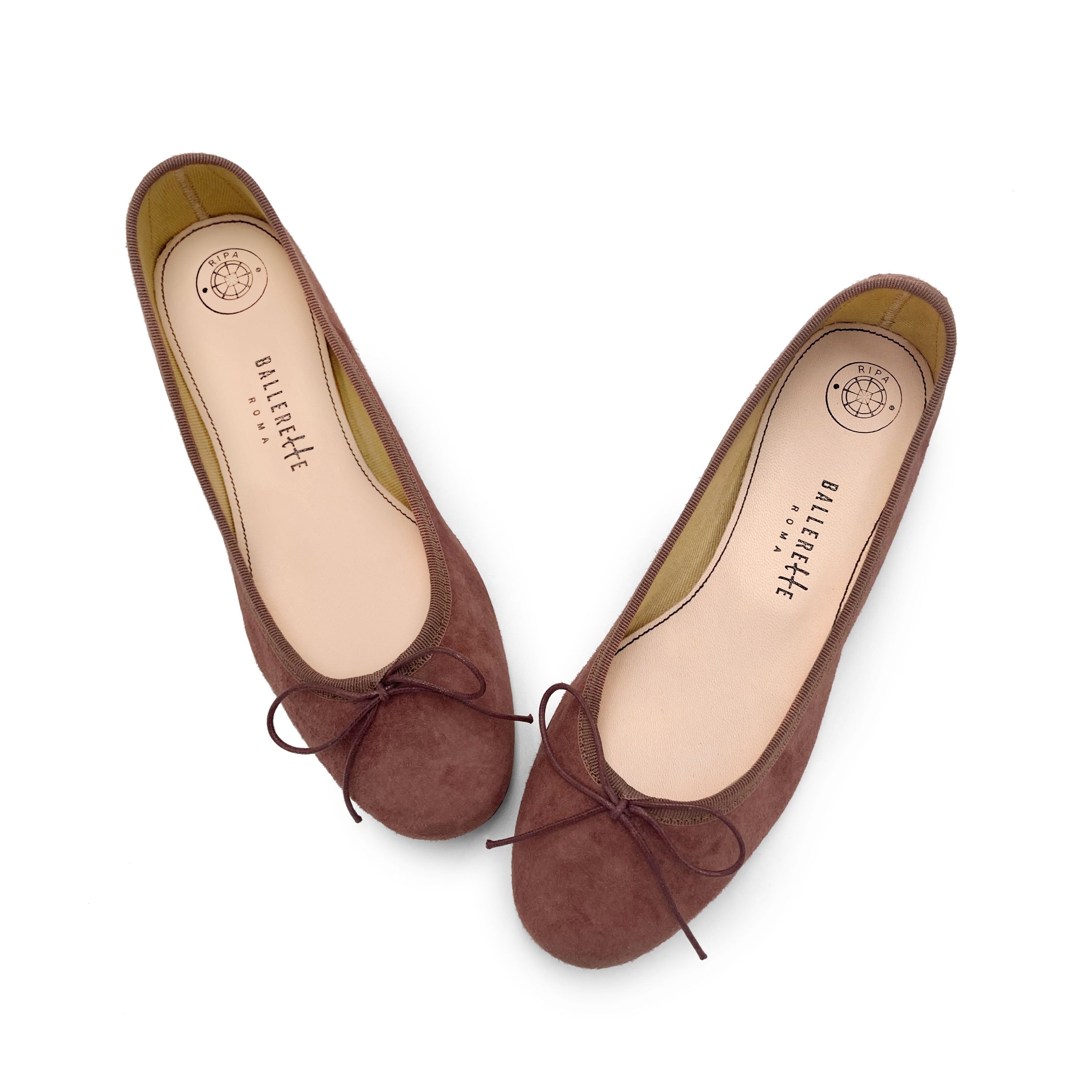 Weinrote Wildlederballerinas mit Absatz