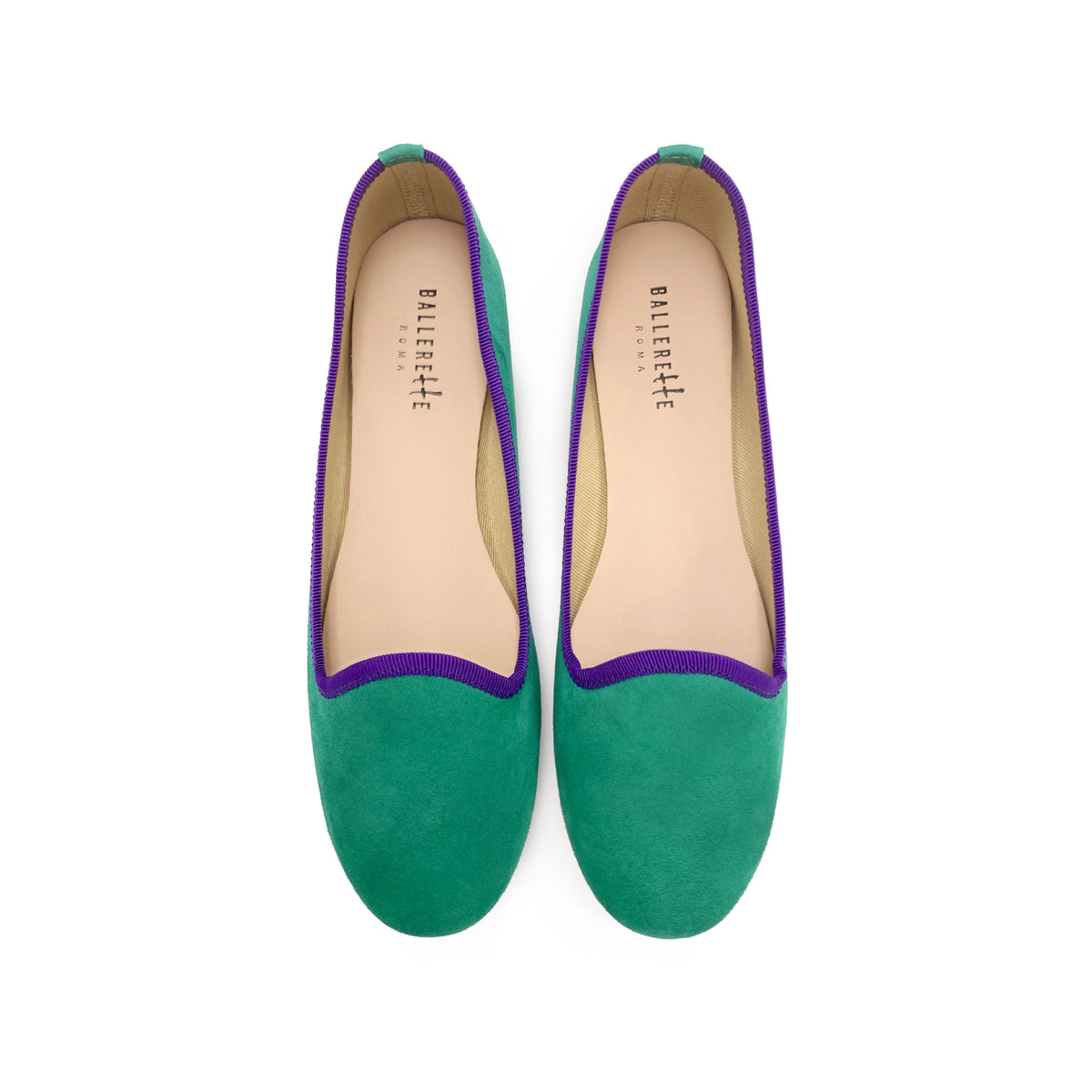 Slippers de mujer en ante verde esmeralda con detalles morados