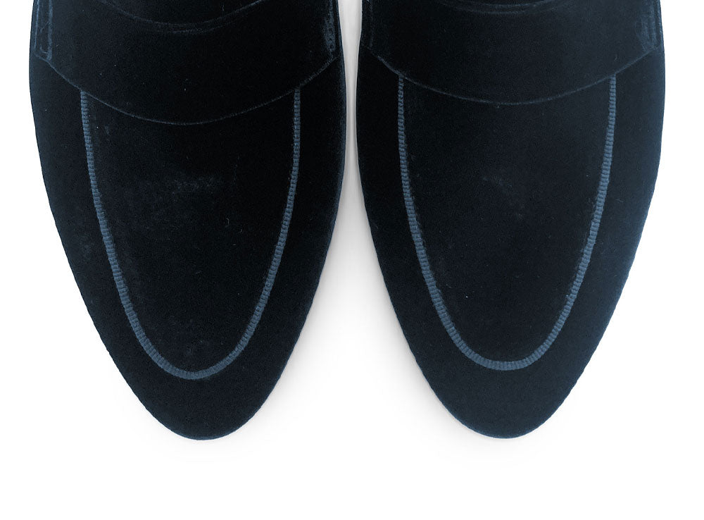 Elegante Damen-Mokassins aus blauem Samt