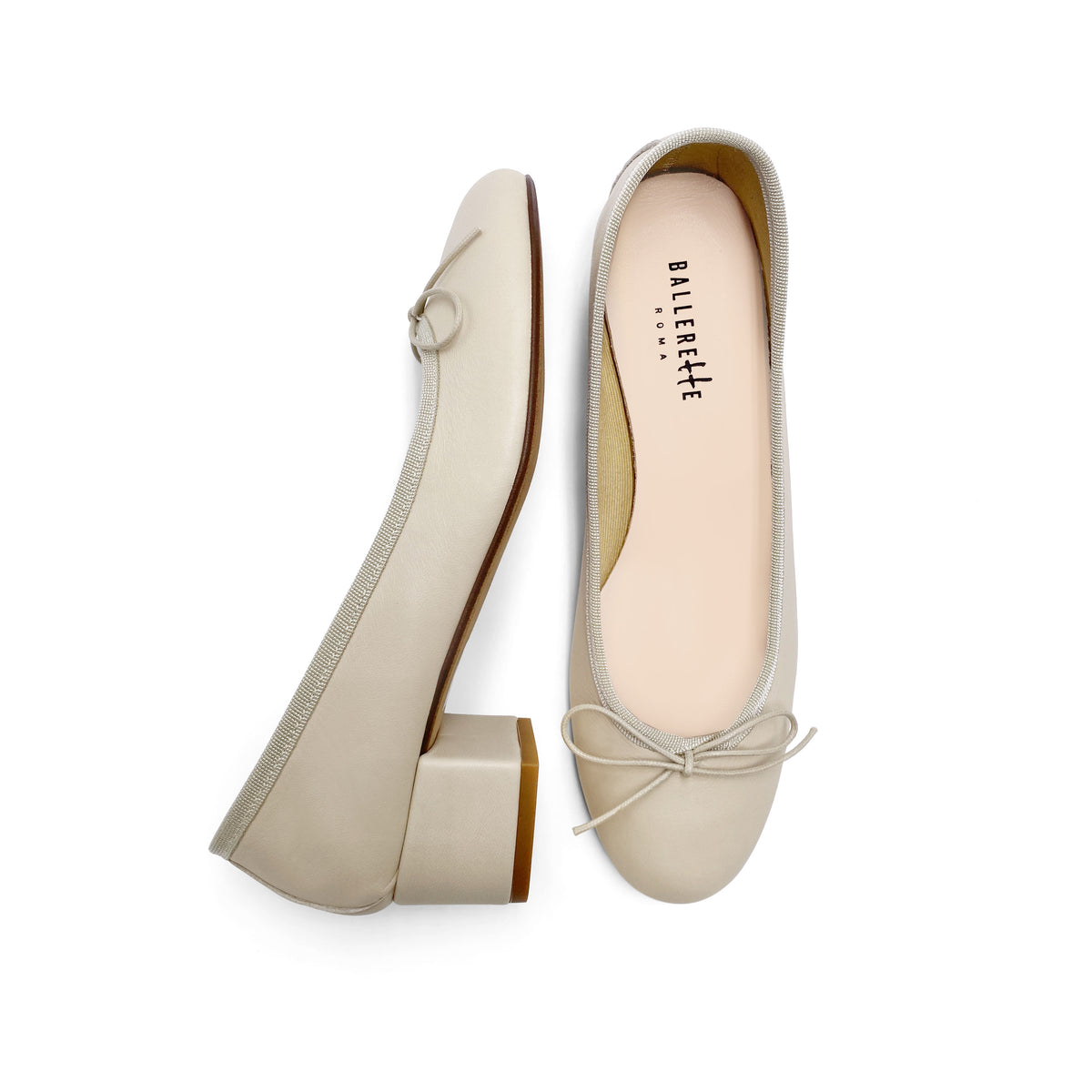 Ballerine in pelle beige con tacco alto
