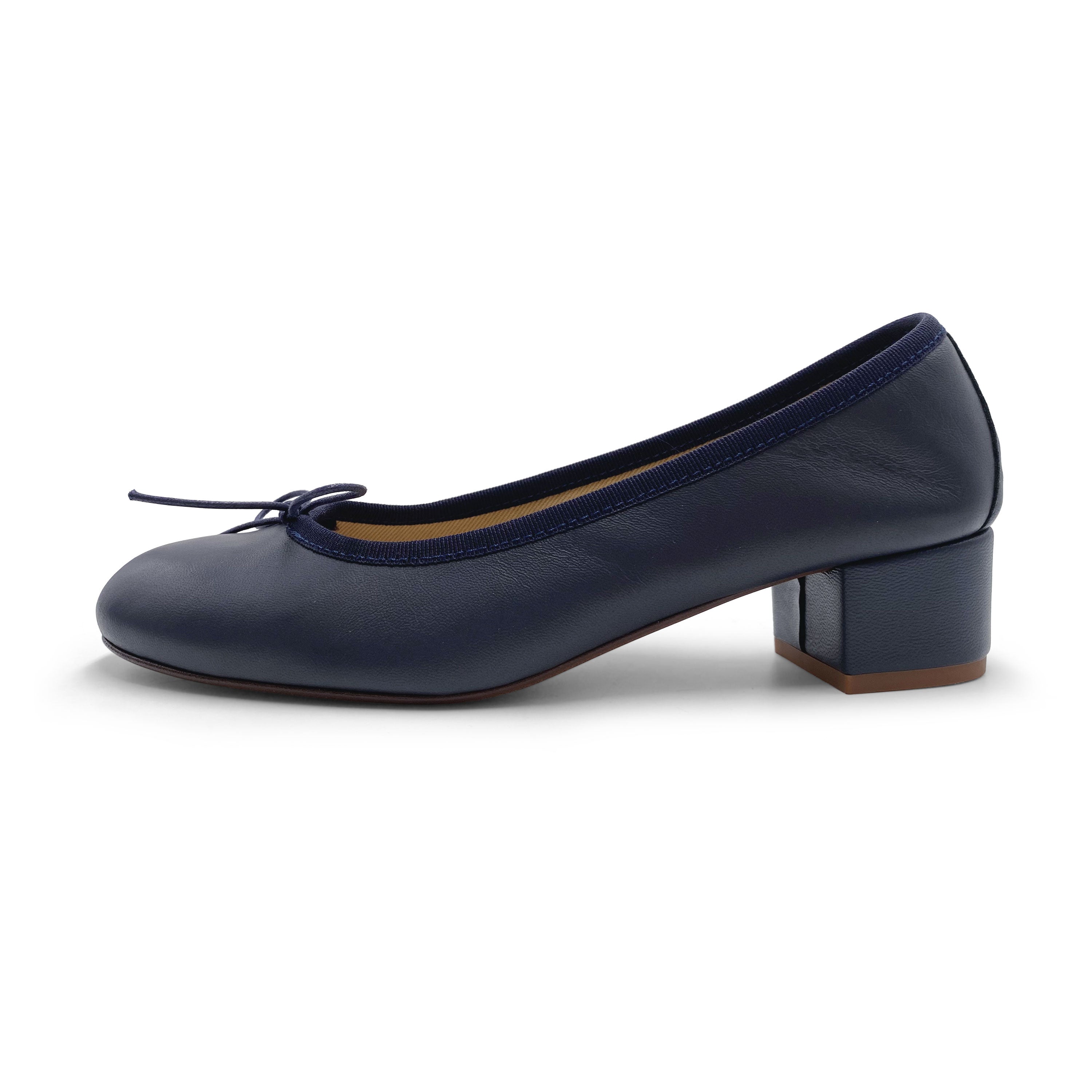 Ballerines en cuir bleu à talon haut