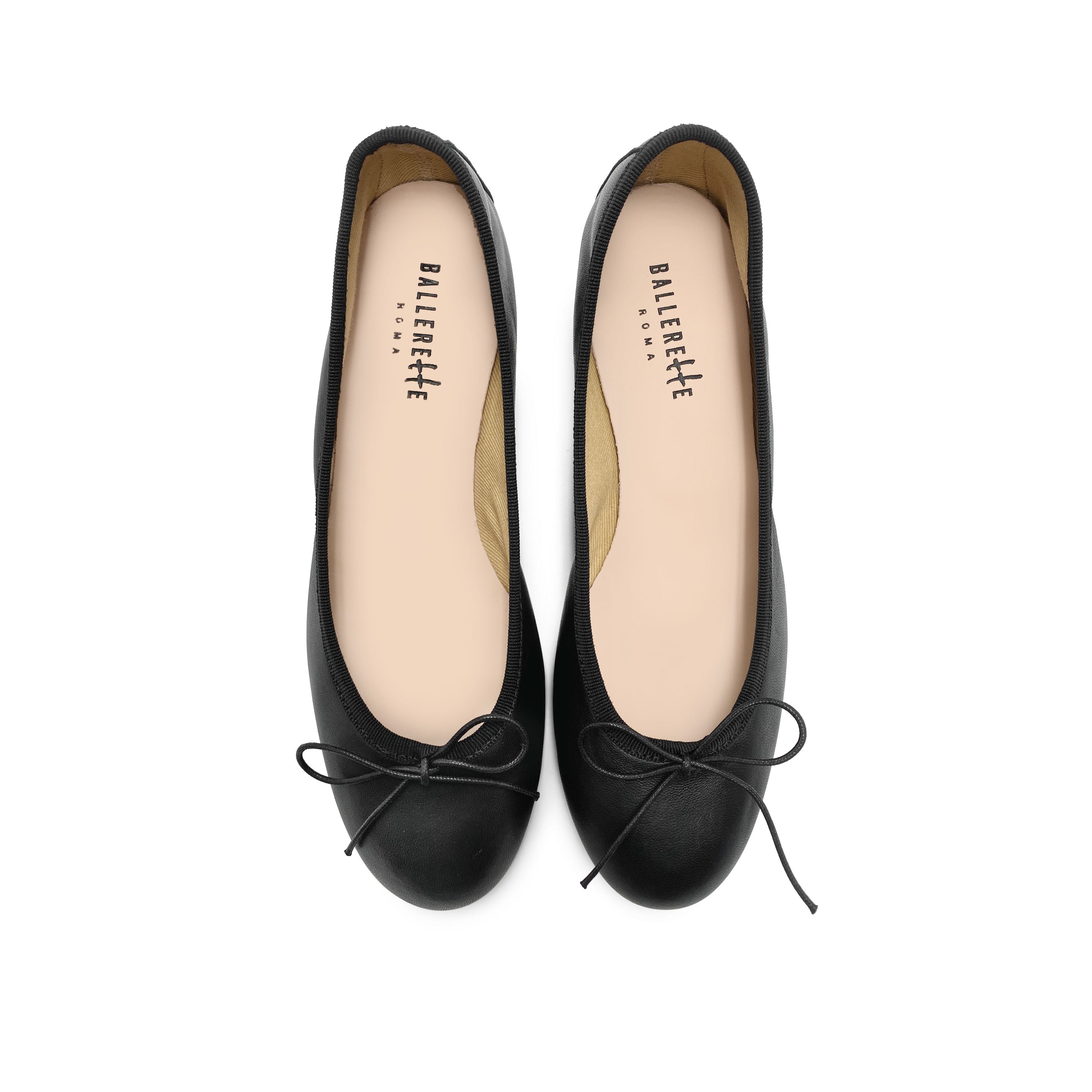 Ballerine in pelle nera con tacco alto