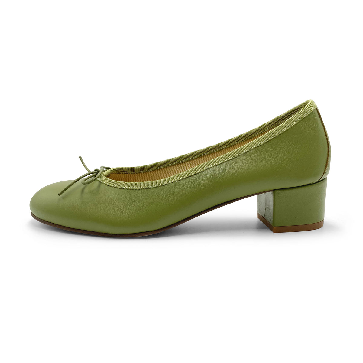 Ballerine in pelle verde oliva con tacco alto