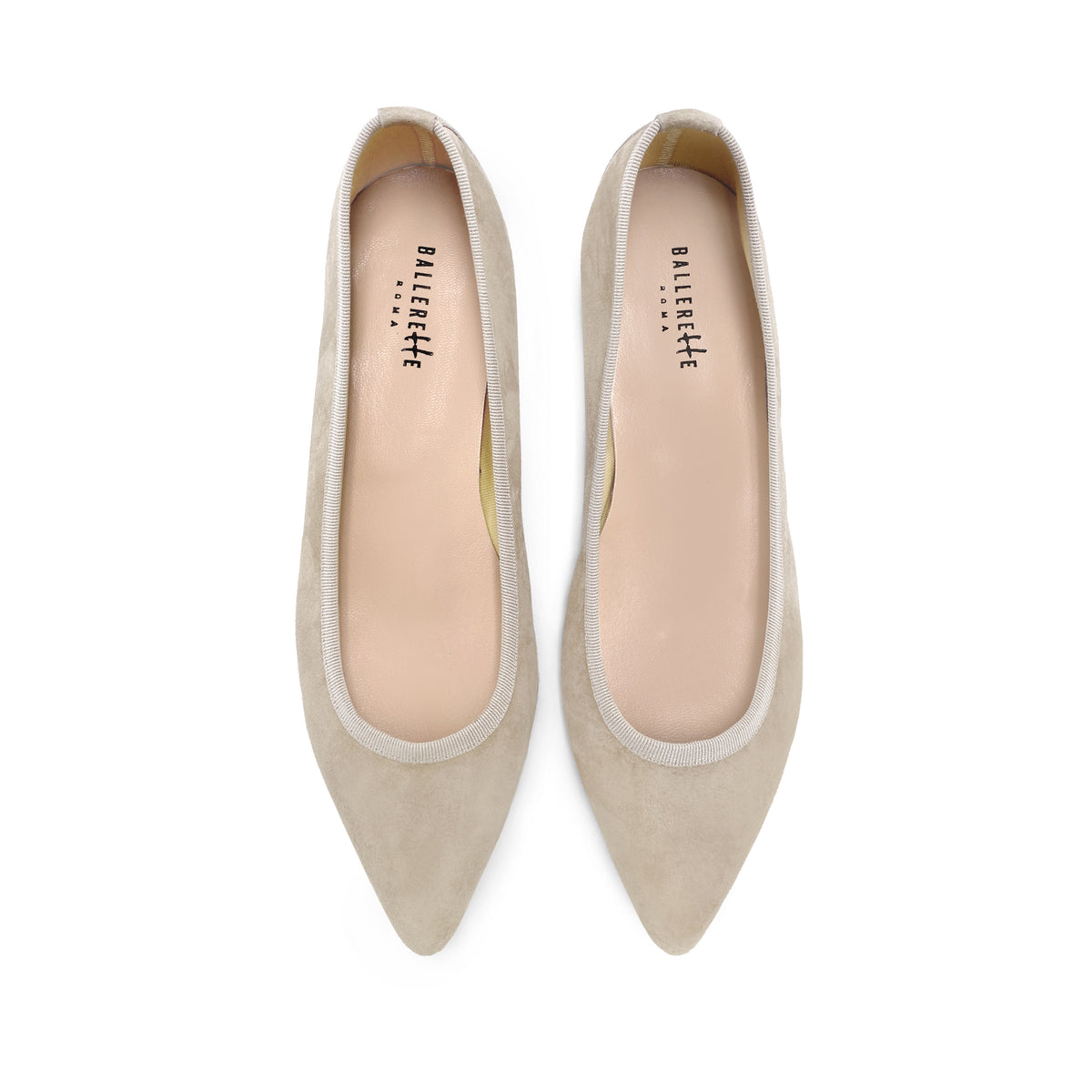 Ballerine a punta beige in camoscio