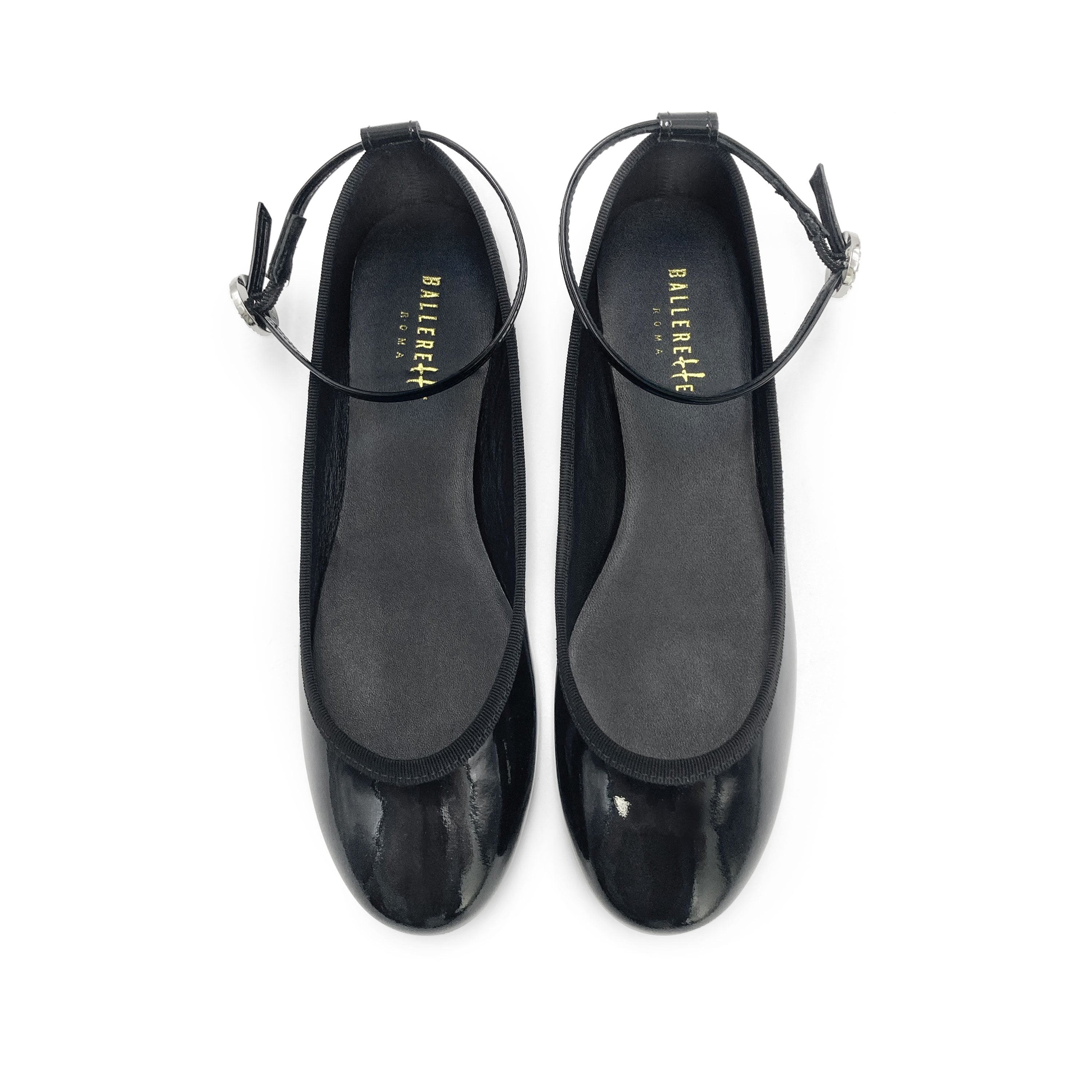 Ballerine nere in vernice con cinturino gioiello