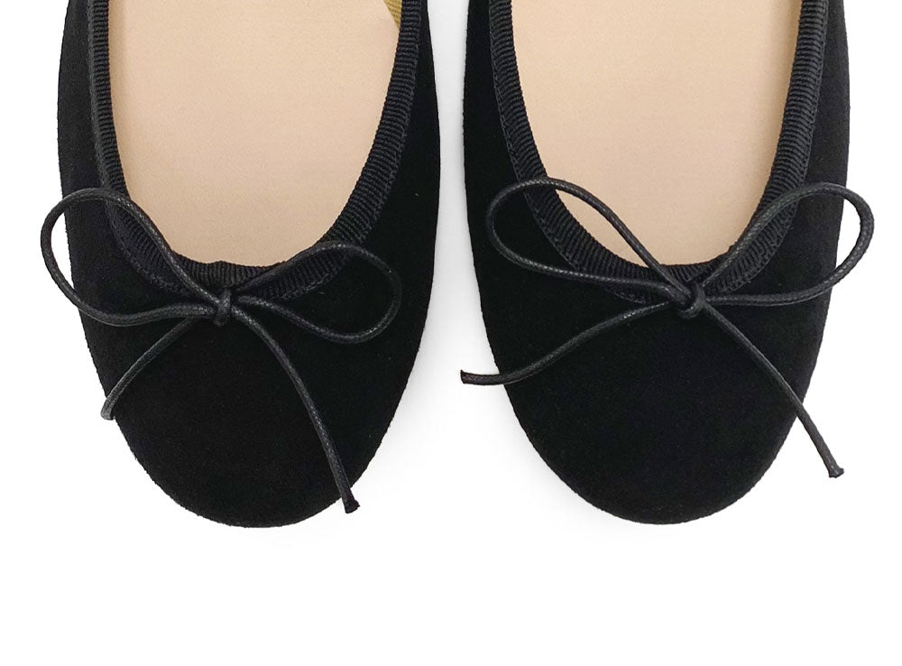Ballerine nere in camoscio