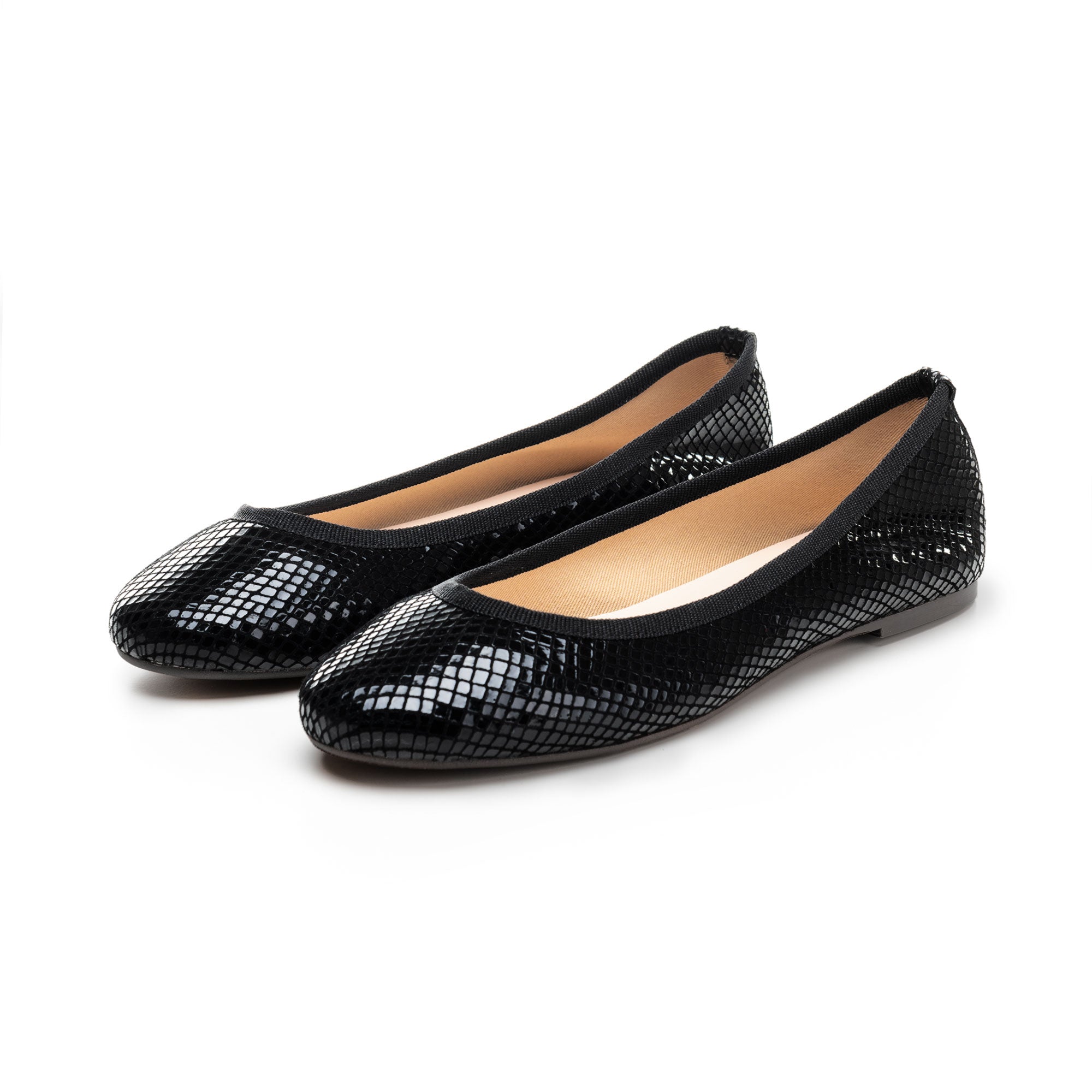 Ballerine animalier nere in camoscio laminato