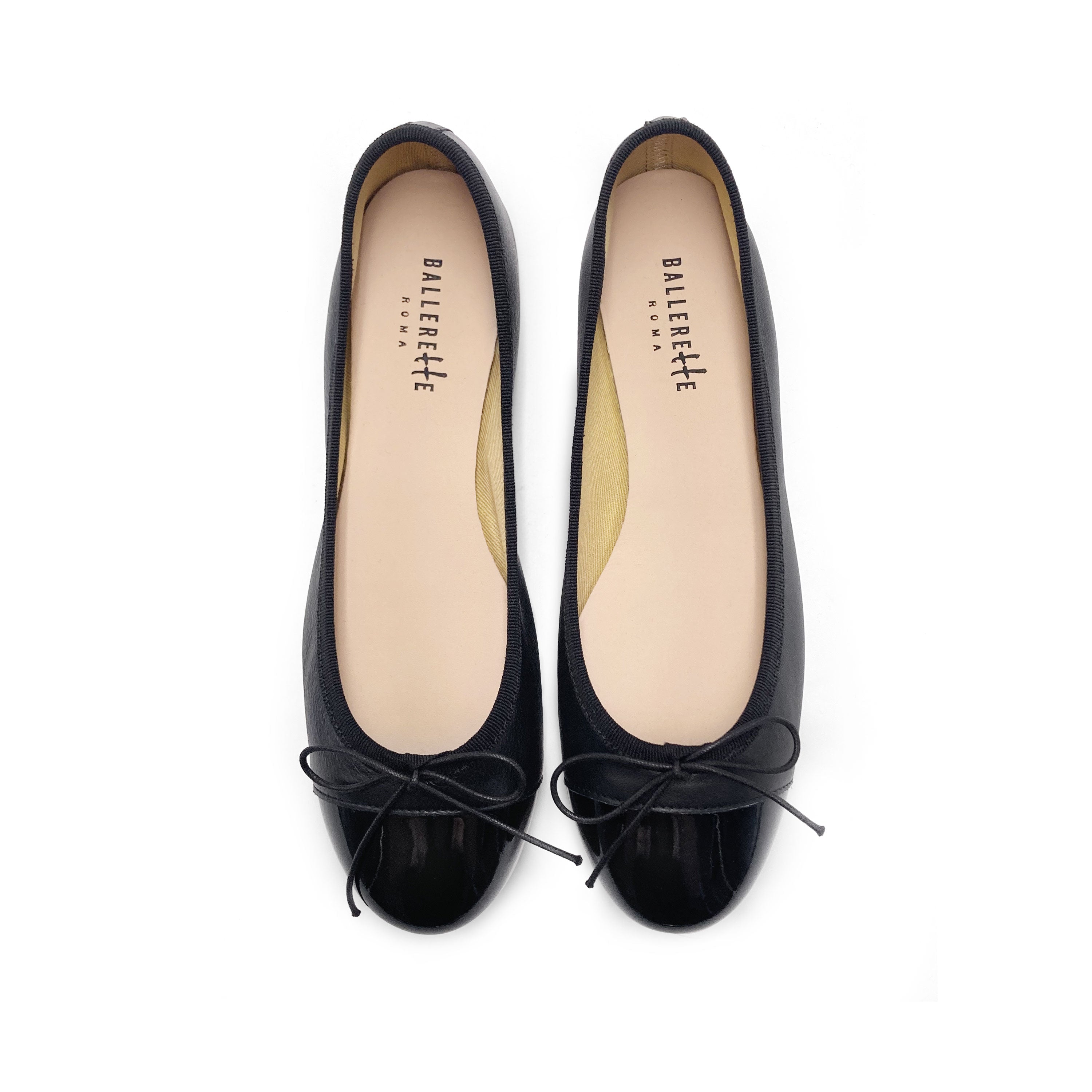 Ballerine nere pelle con punta in vernice nera