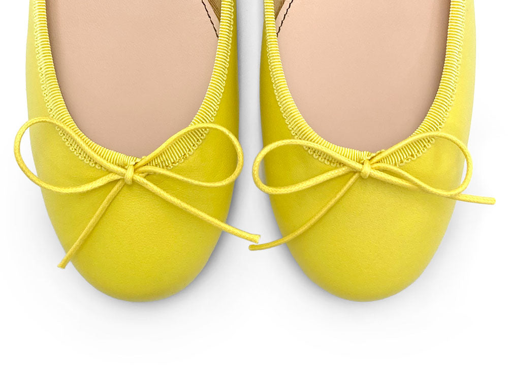 Bailarinas de piel en color amarillo limón