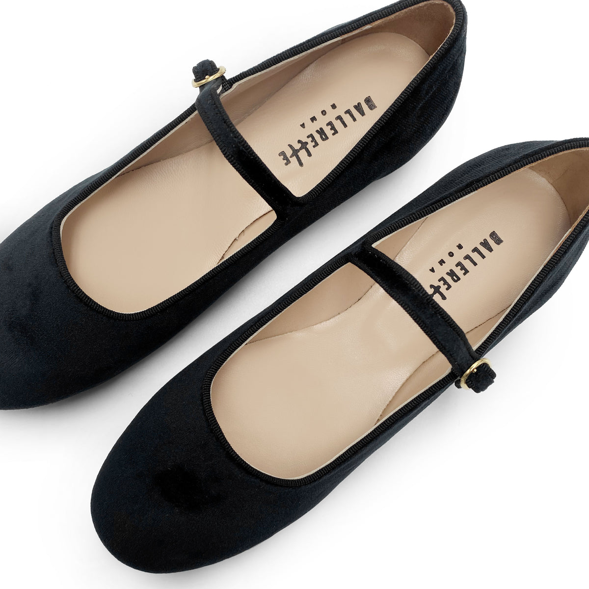 Ballerine nere in velluto con cinturino