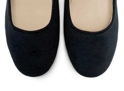 Ballerine nere in velluto con cinturino