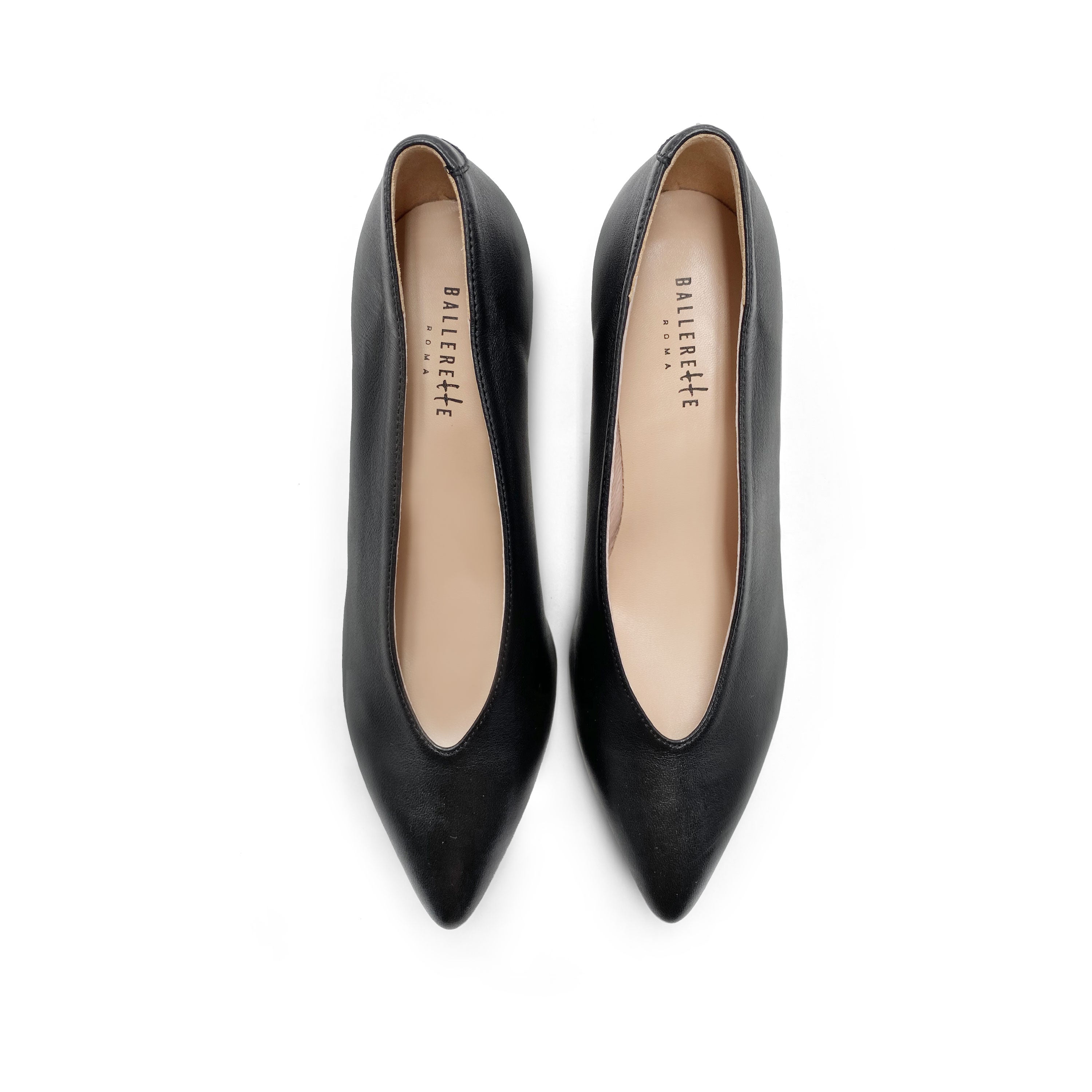 Schwarze Leder Pumps mit V-Ausschnitt