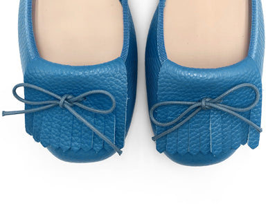 Mocassins femme en cuir bleu céruléen à franges 