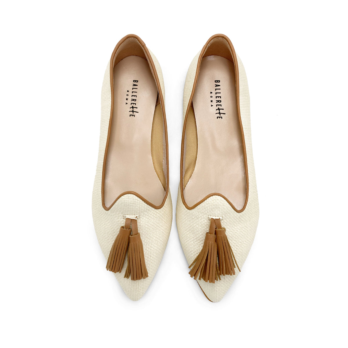 Mocassins femme estivaux en raphia beige avec pampilles en cuir