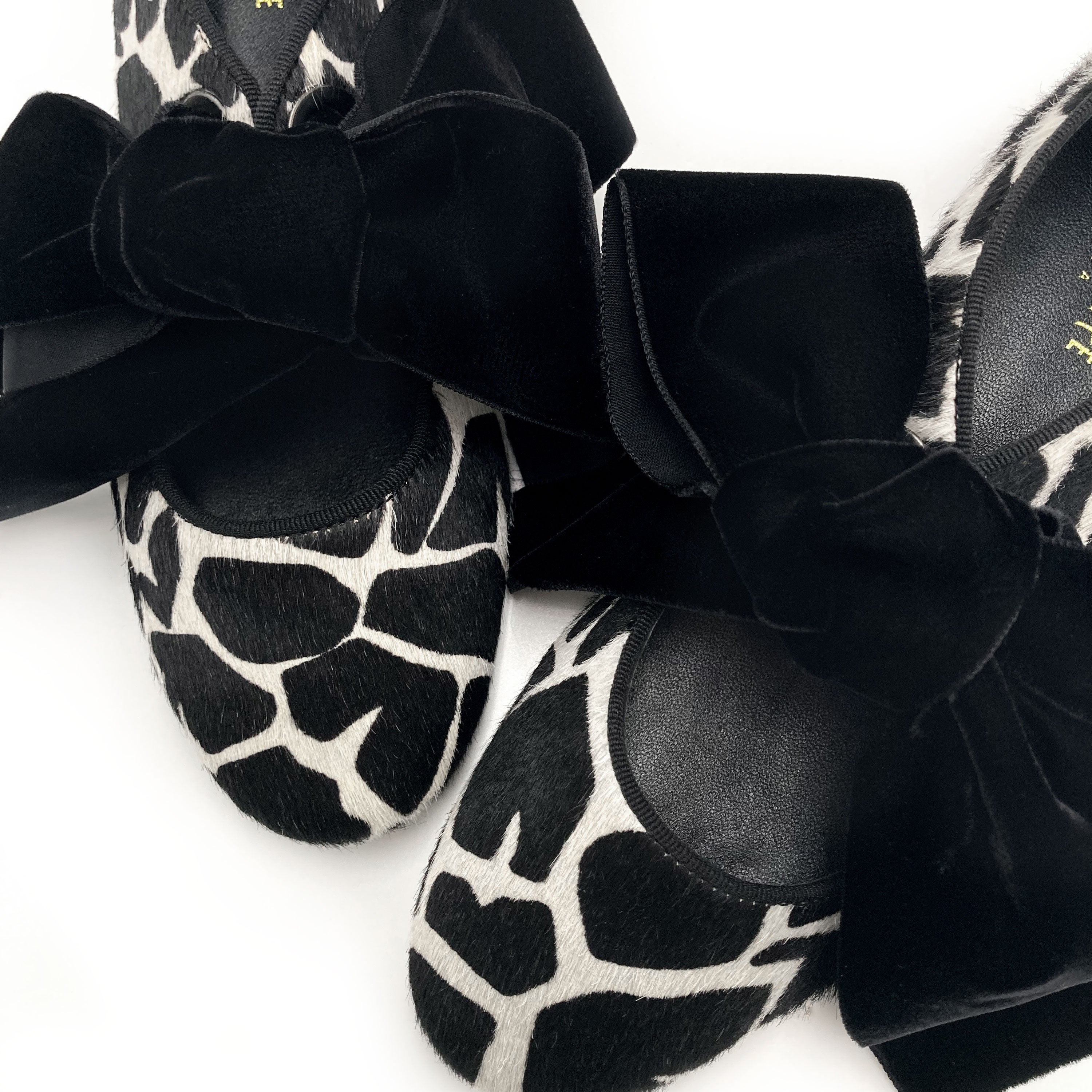 Scarpe donna animalier in cavallino maculato bianco e nero