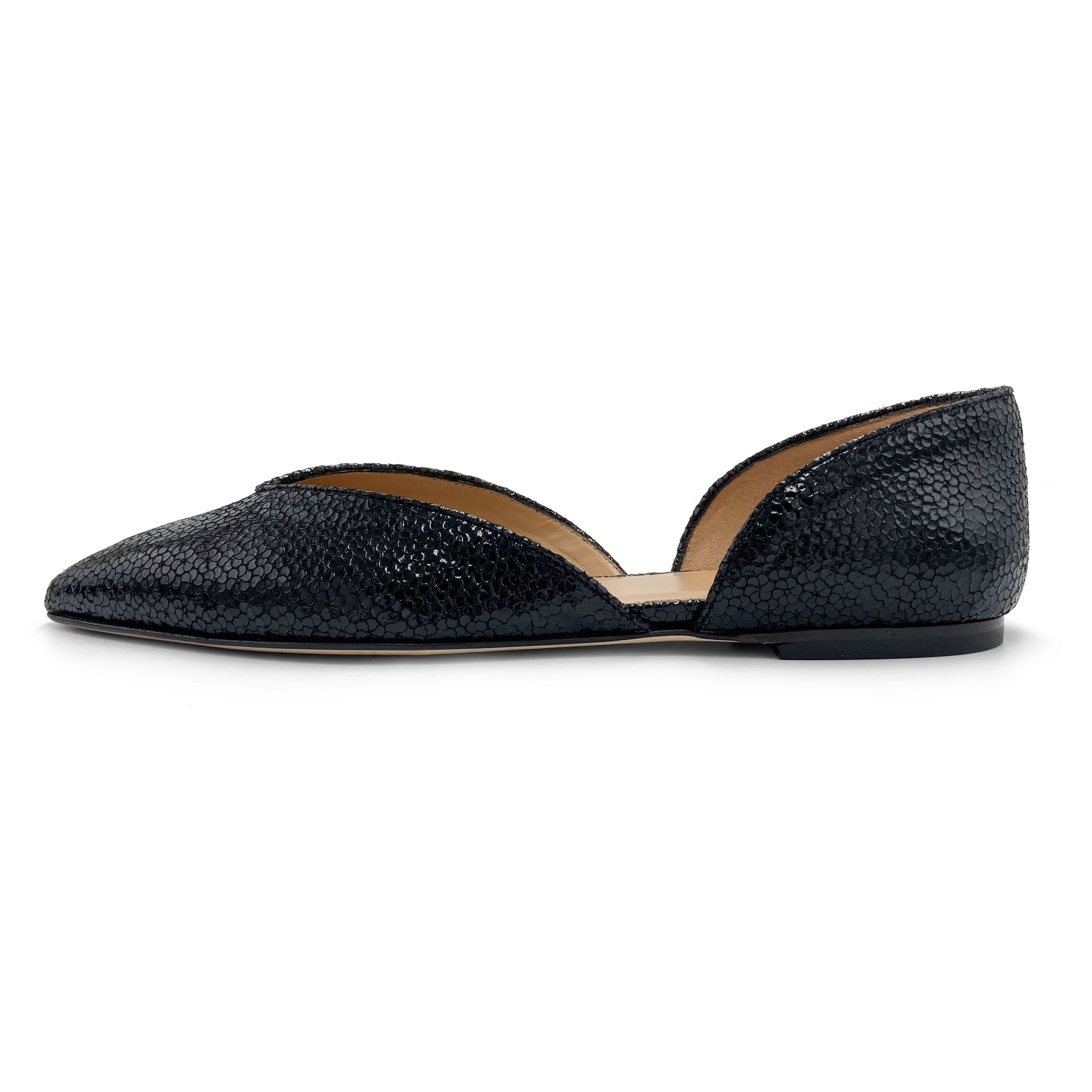 Offene Ballerinas aus schwarzem Metallic-Leder