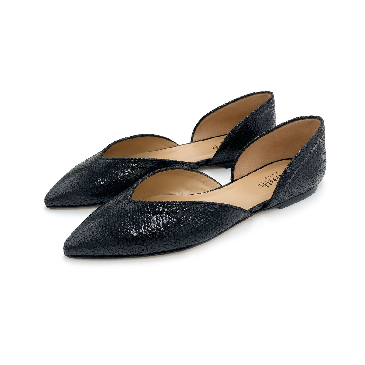 Offene Ballerinas aus schwarzem Metallic-Leder