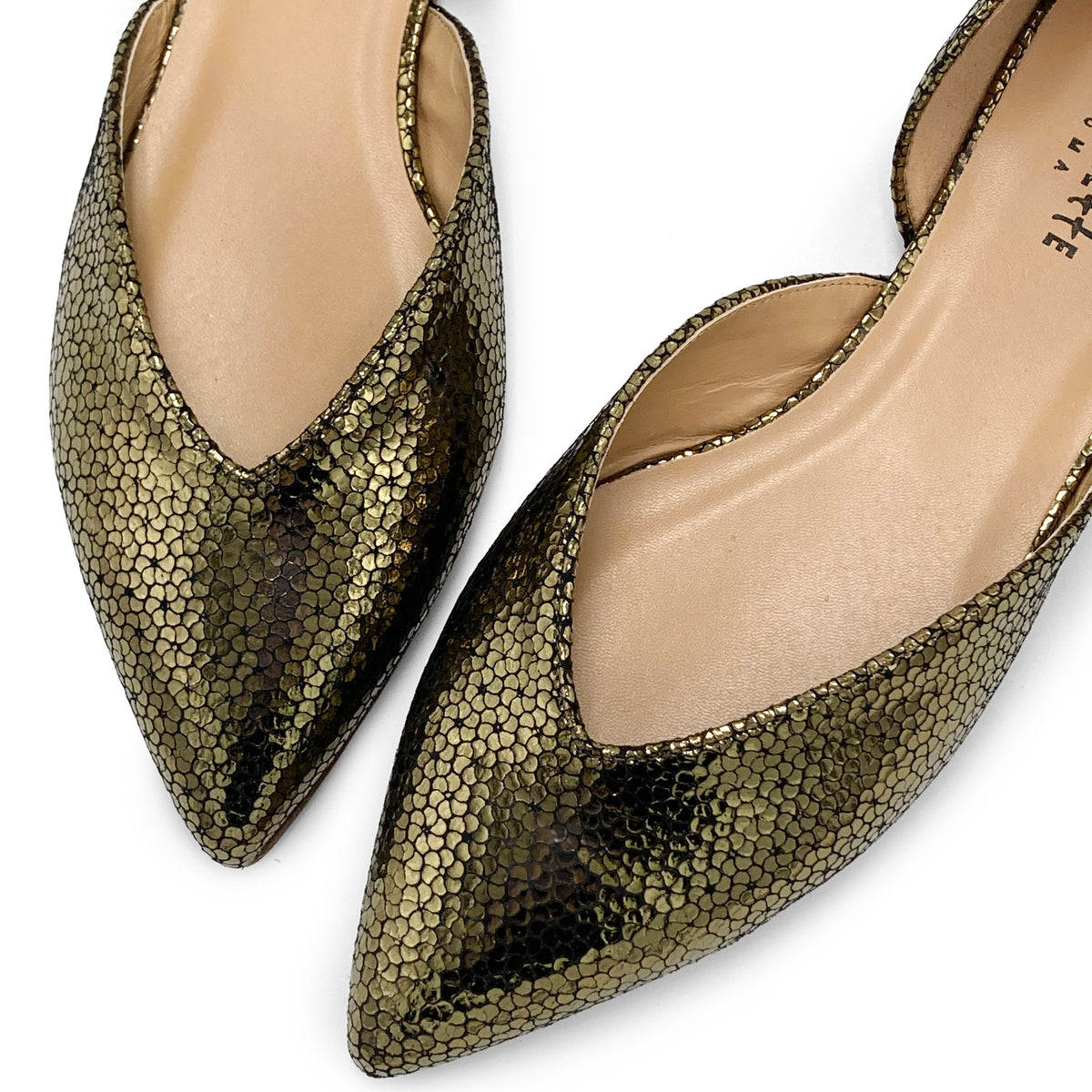 Offene Ballerinas aus bronzefarbenem Metallic-Leder