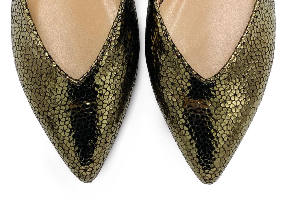 Offene Ballerinas aus bronzefarbenem Metallic-Leder