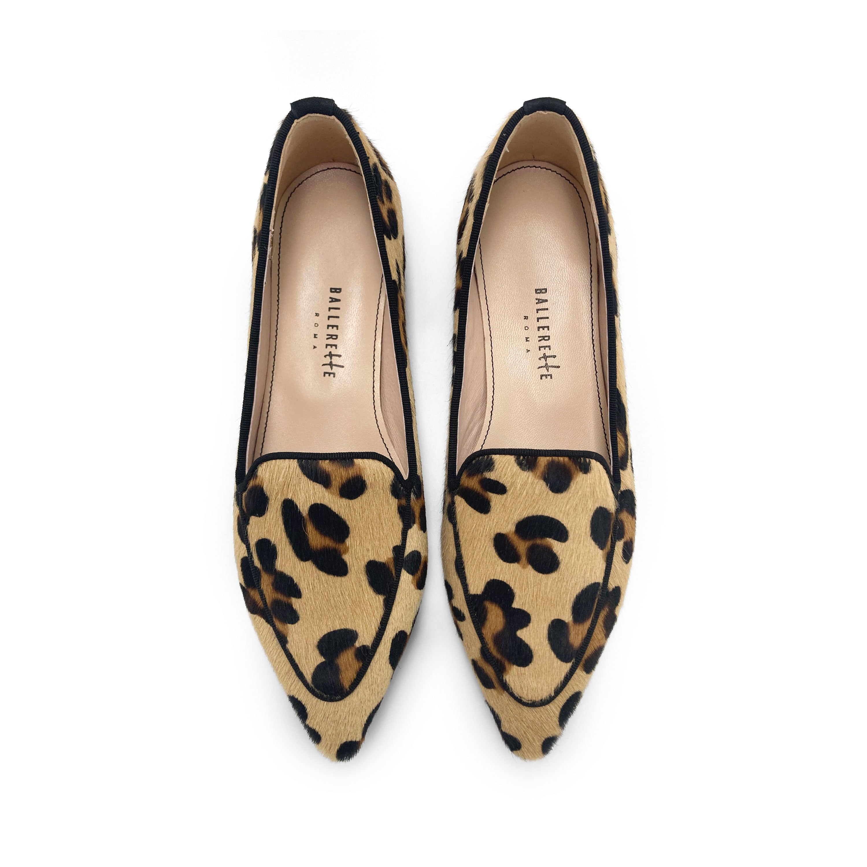 Spotted women's moccasins