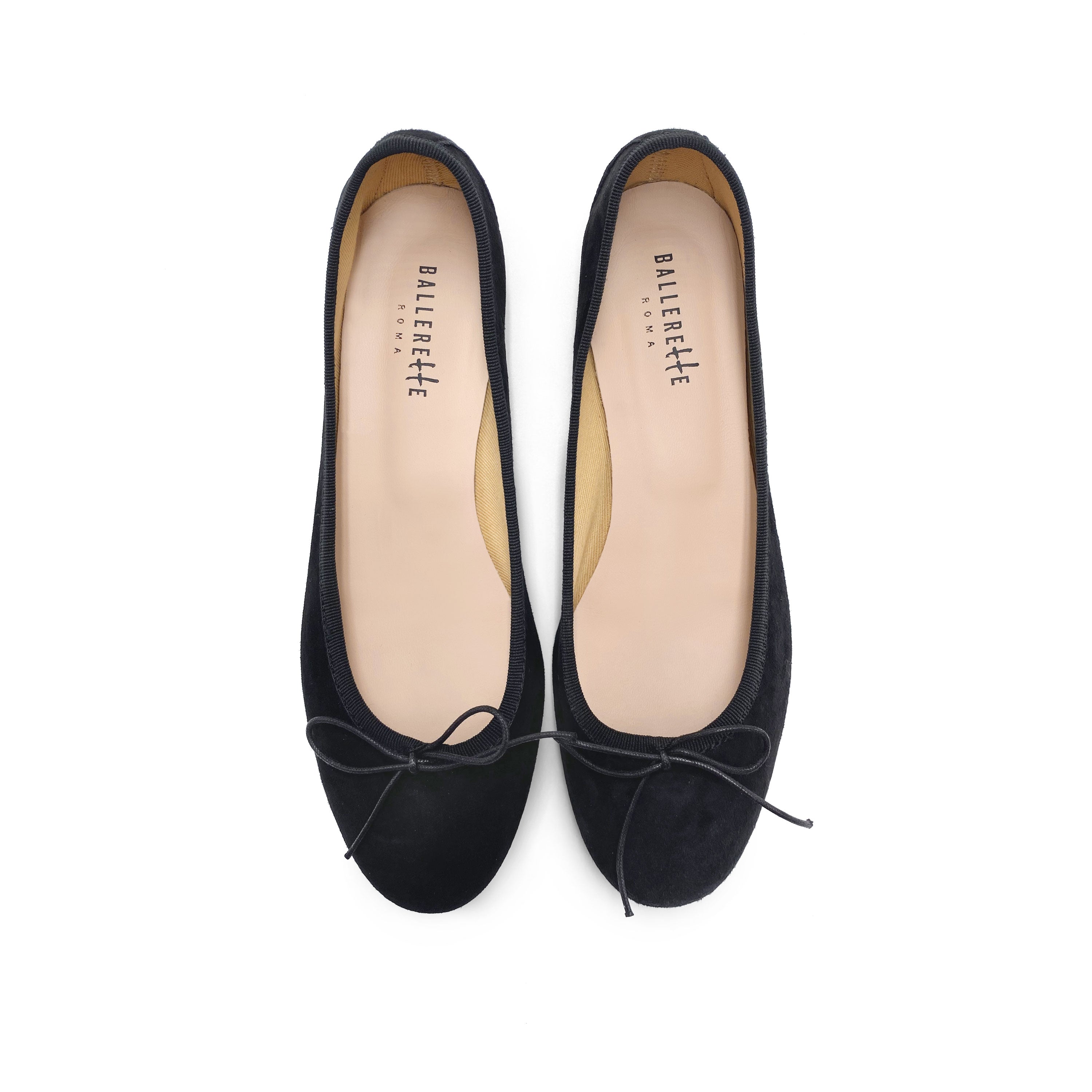Ballerine nere con tacco in camoscio