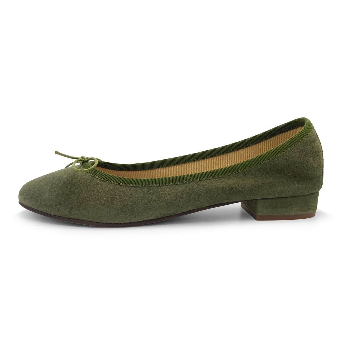 Olivegrüne Wildlederballerinas mit Absatz