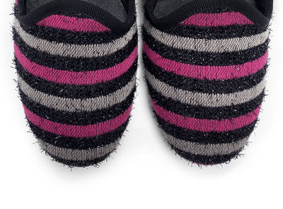 Slippers femme en tissu rayé fuchsia et gris
