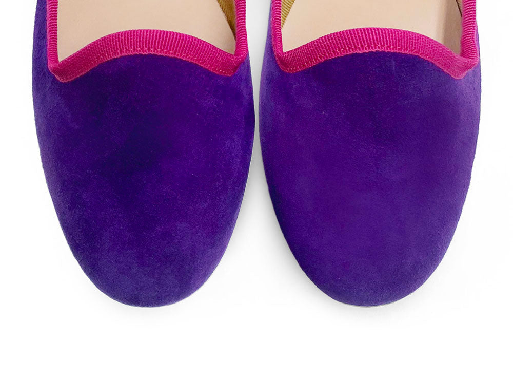 Lilafarbene Wildleder Damen-Loafers mit pinkfarbenen Details