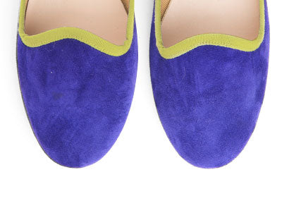 Chaussons femme en daim violet et gros grain vert